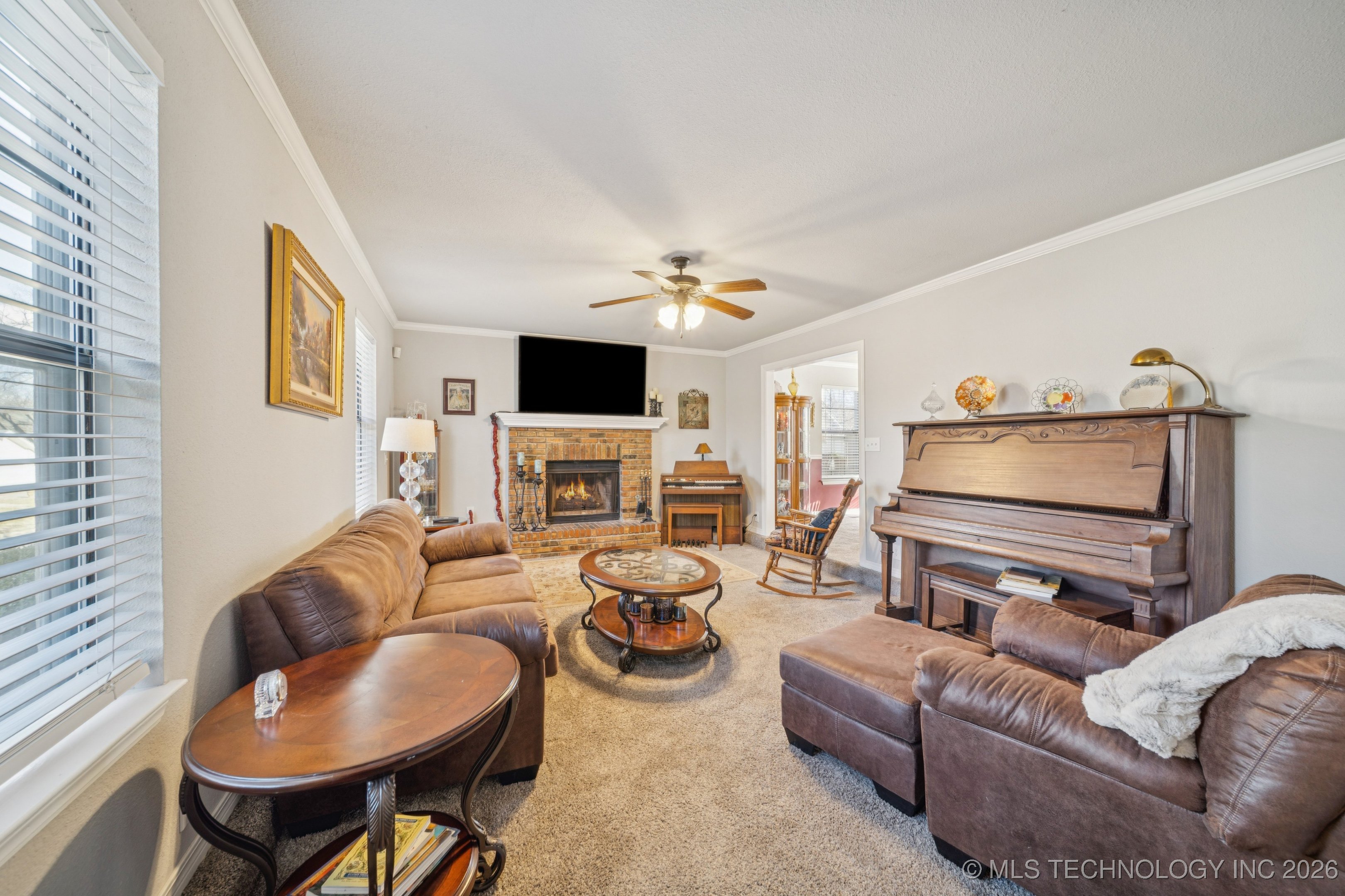 6212 E 77th Place Property Photo 6