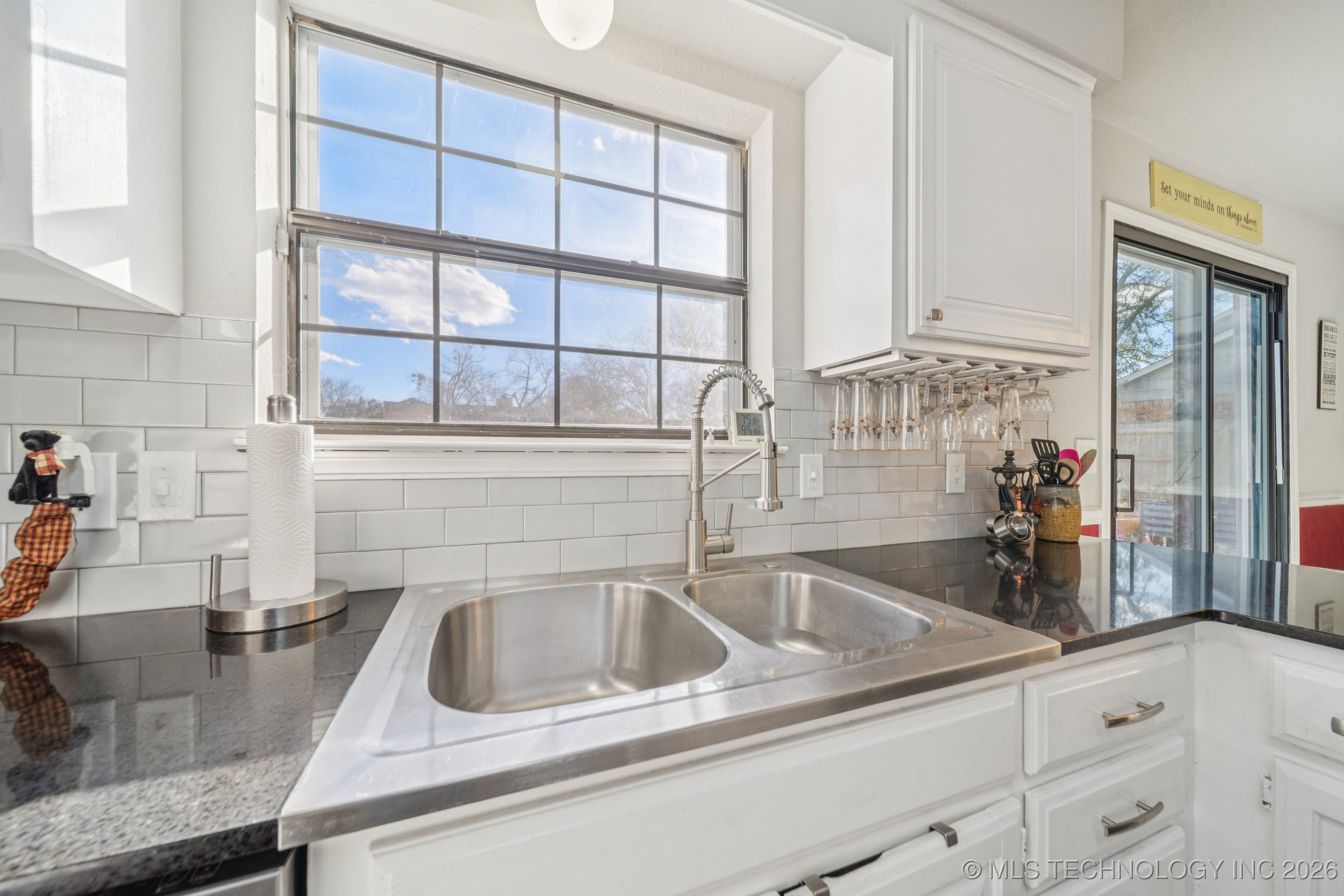 6212 E 77th Place Property Photo 13