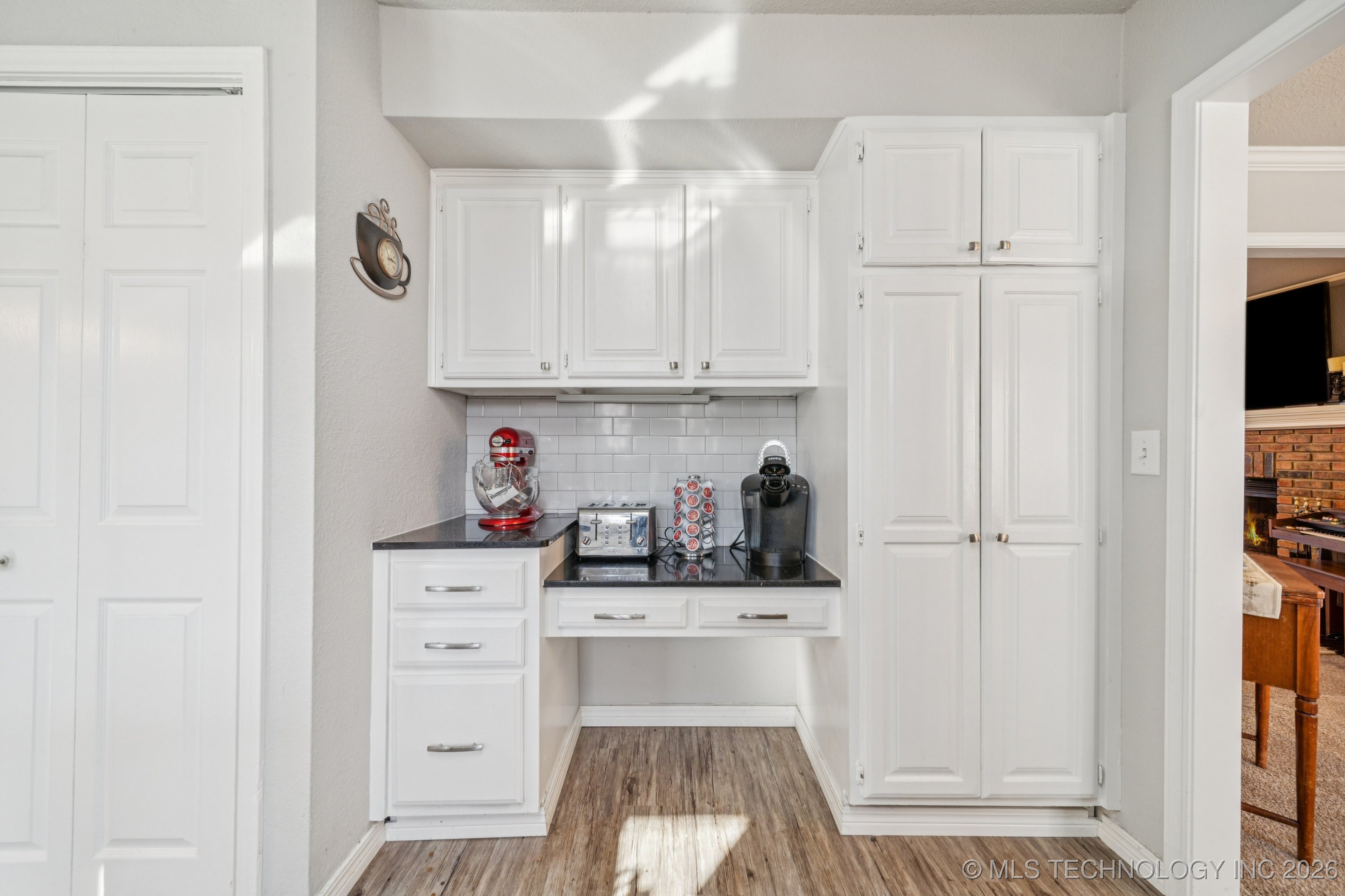 6212 E 77th Place Property Photo 15