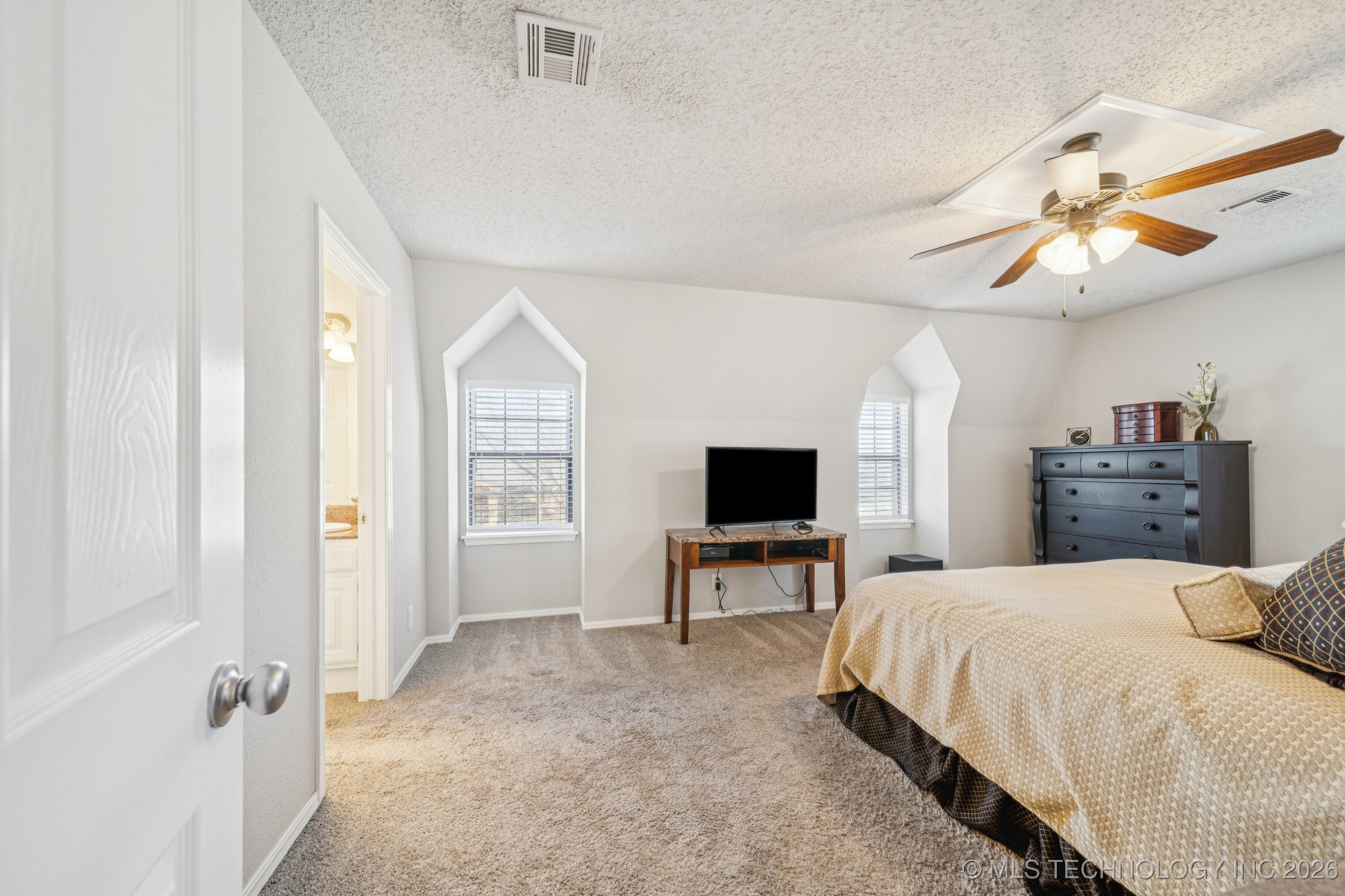 6212 E 77th Place Property Photo 21