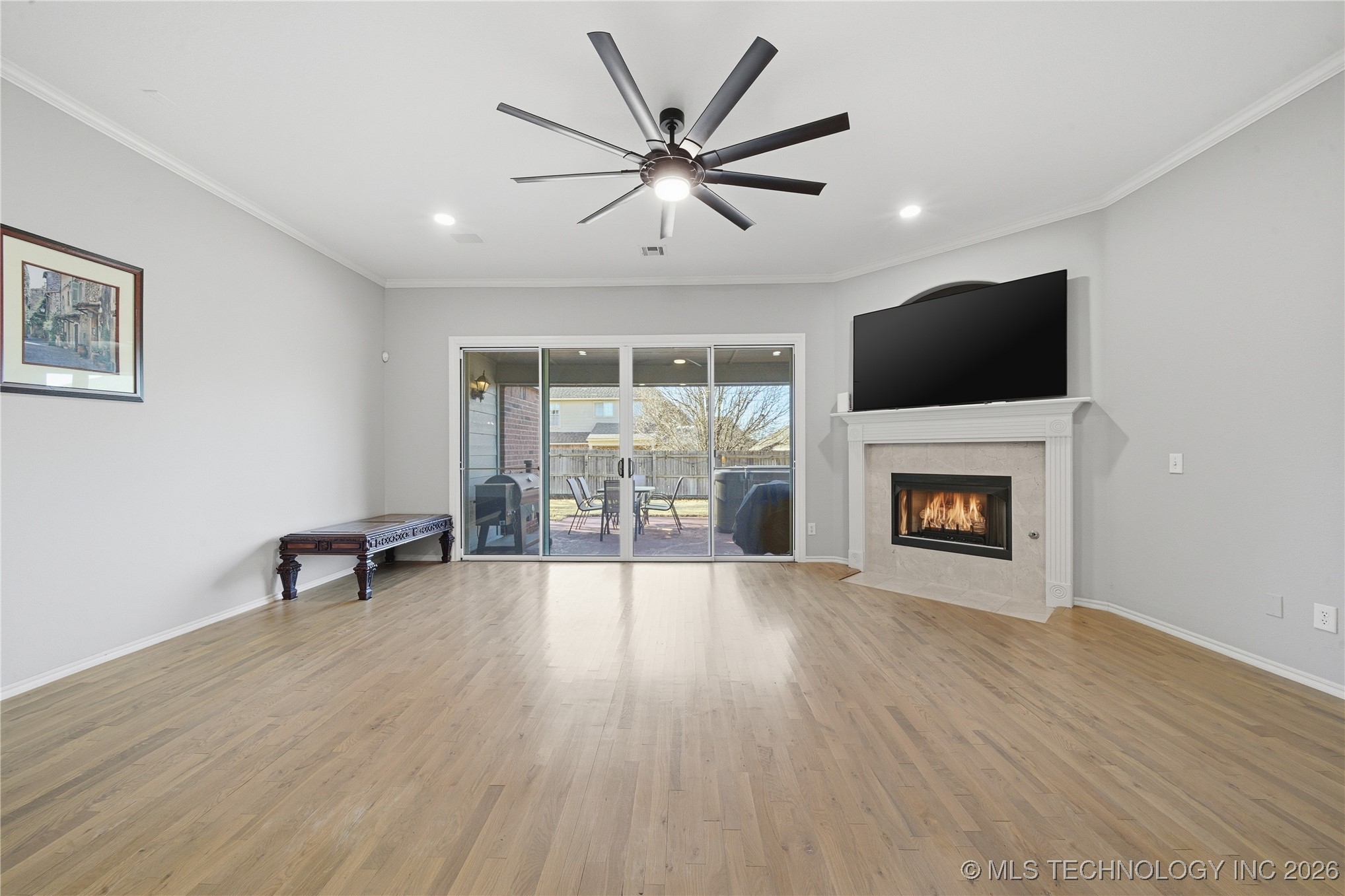 14220 S Vandalia Avenue Property Photo 11