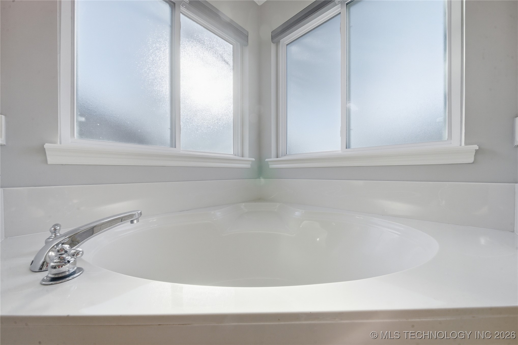 14220 S Vandalia Avenue Property Photo 25