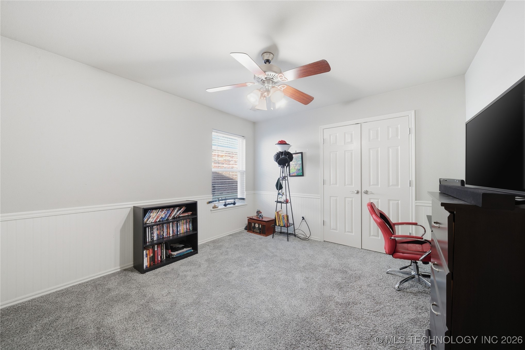 14220 S Vandalia Avenue Property Photo 28