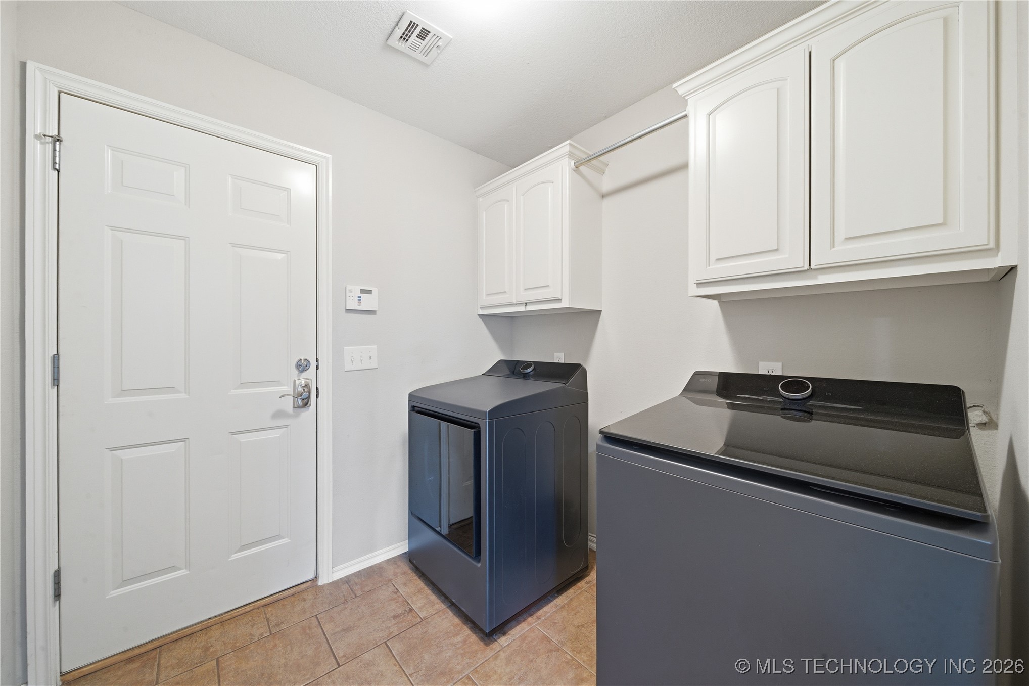 14220 S Vandalia Avenue Property Photo 31