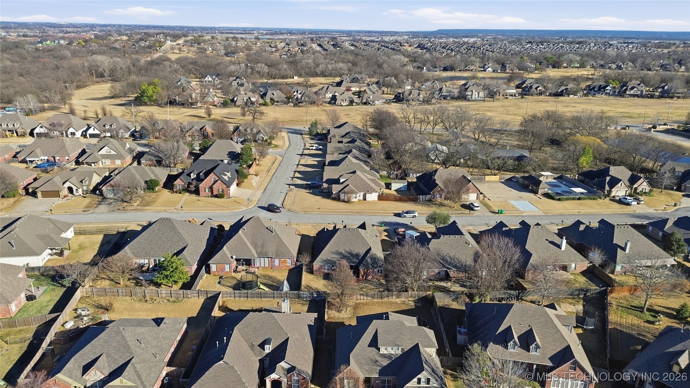 14220 S Vandalia Avenue Property Photo 35