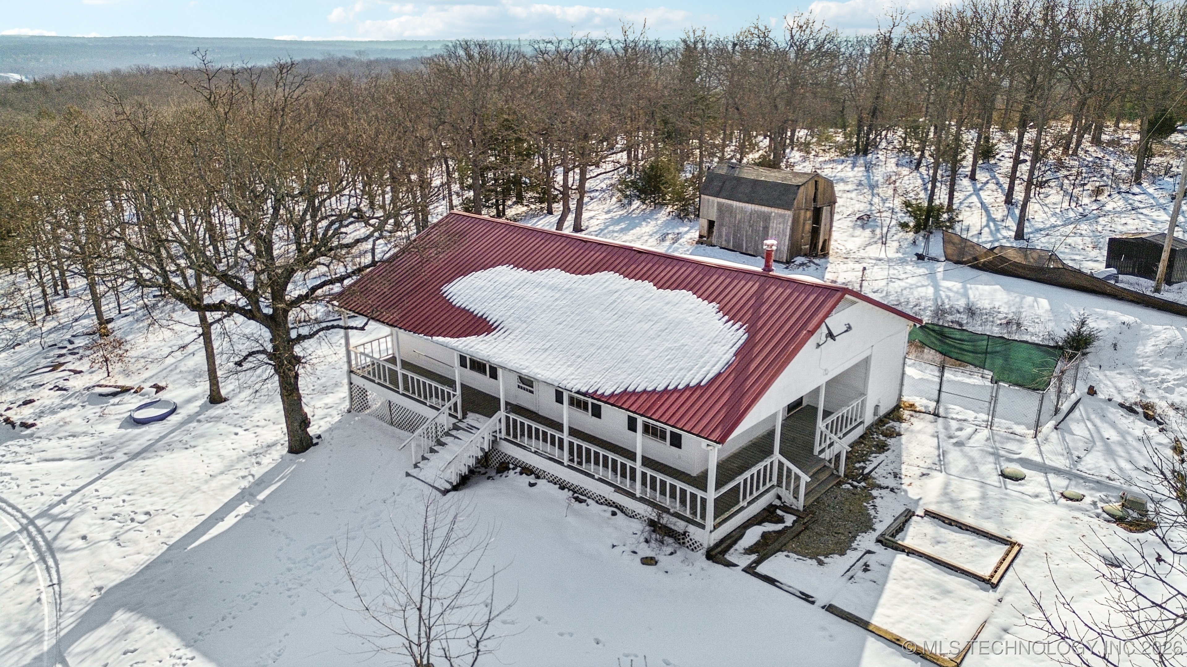 61 Buffalo Pass Property Photo 3