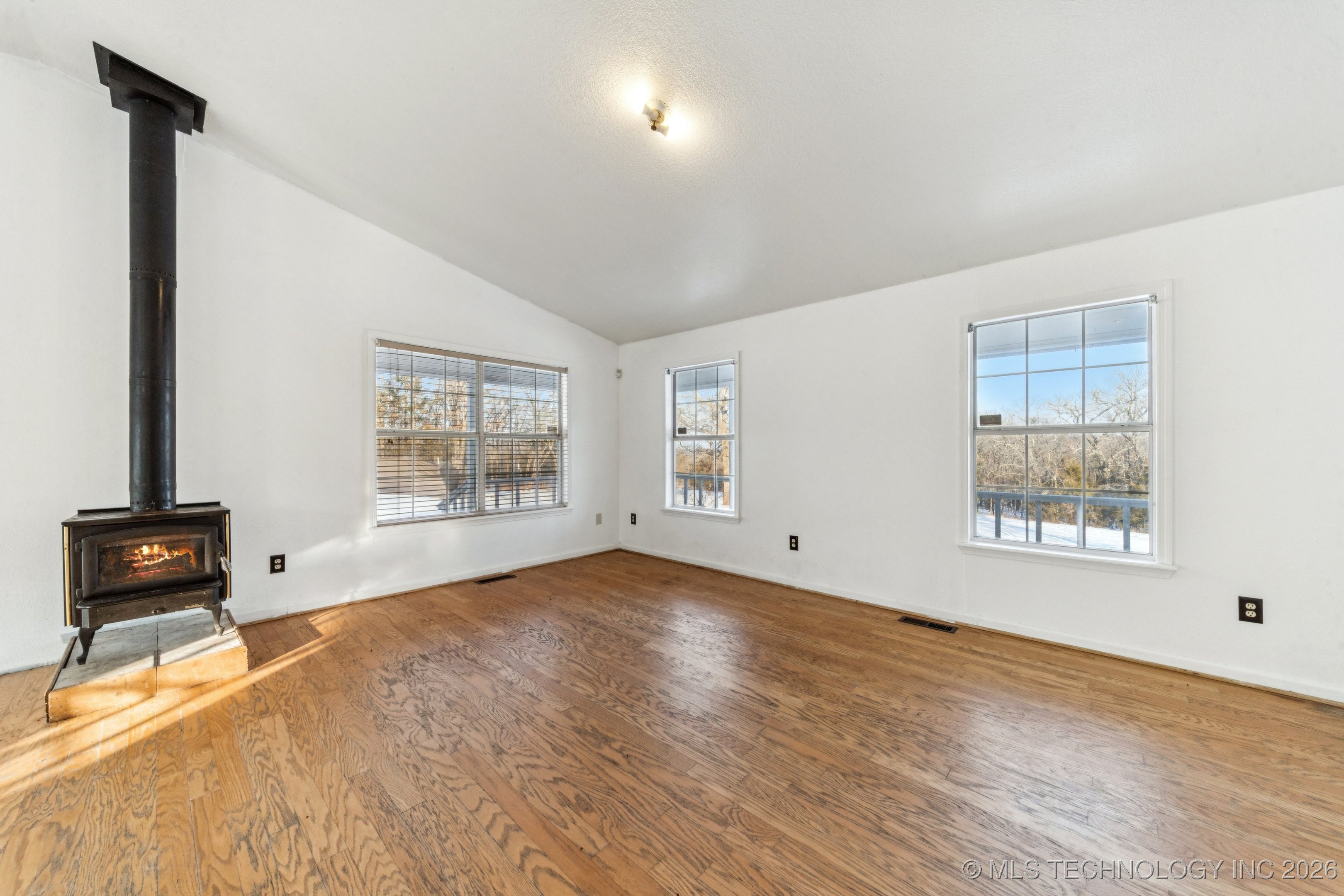 61 Buffalo Pass Property Photo 10