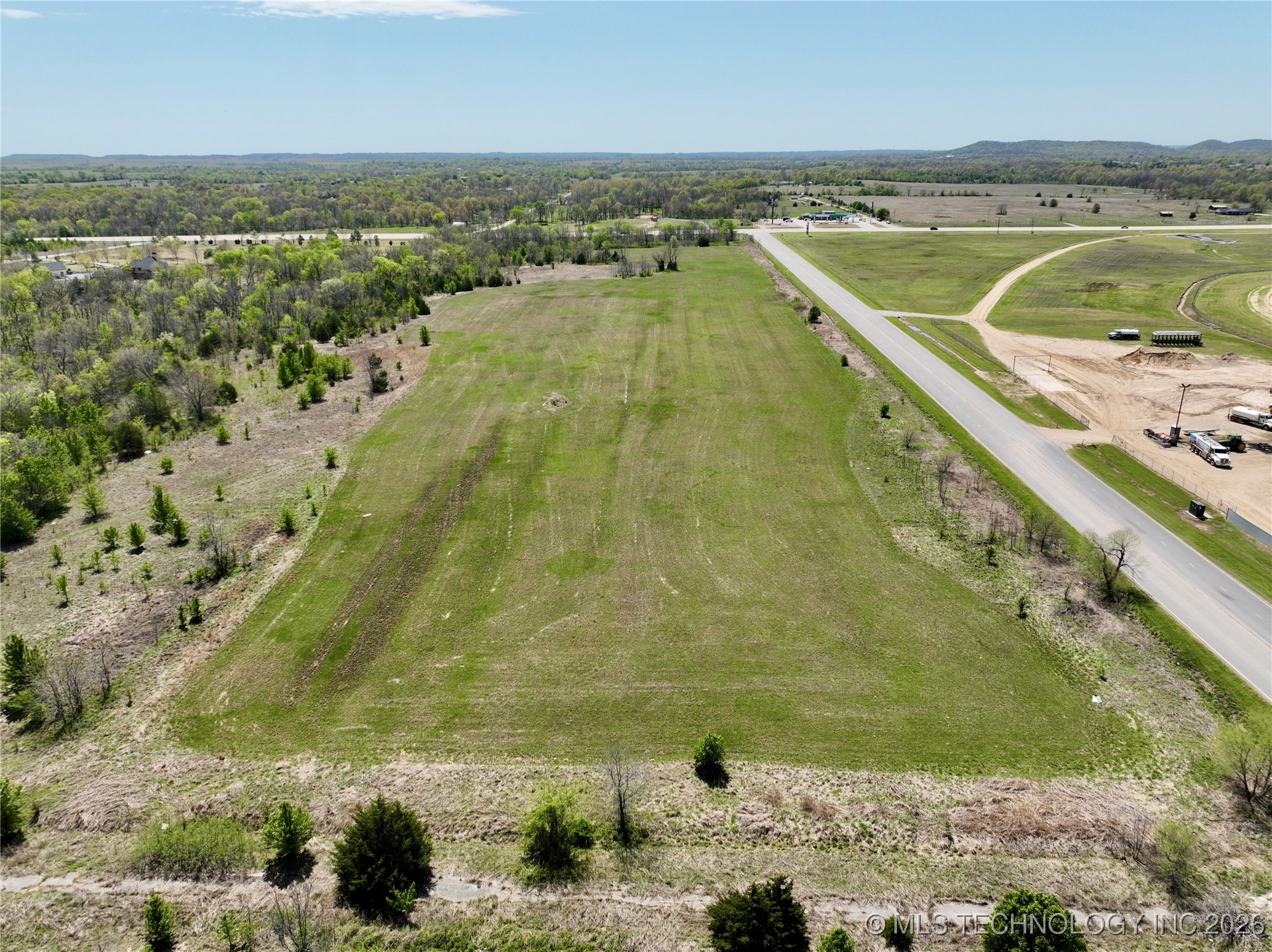 0708 S 4200 Road Property Photo 25