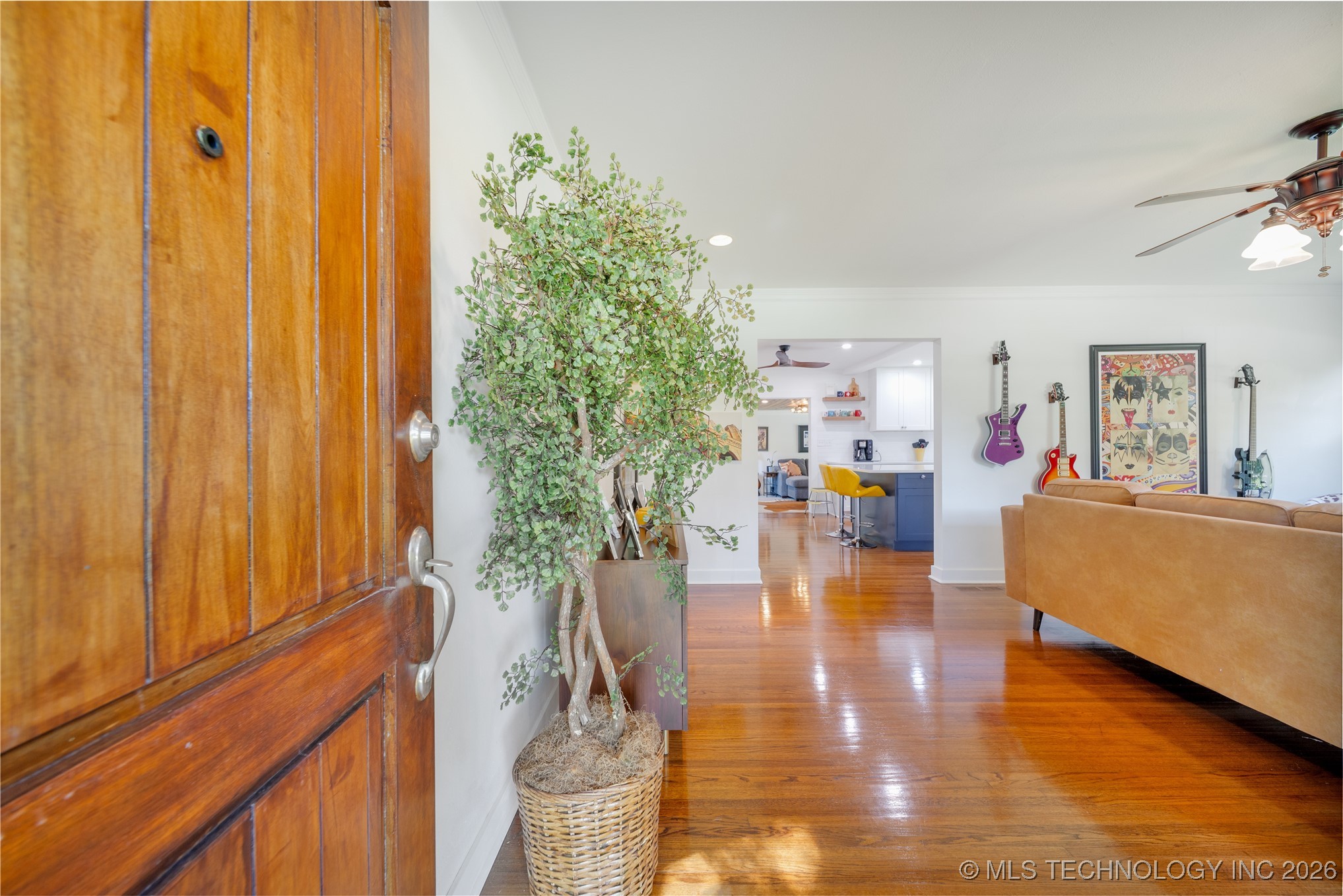 2004 S Delaware Place Property Photo 4