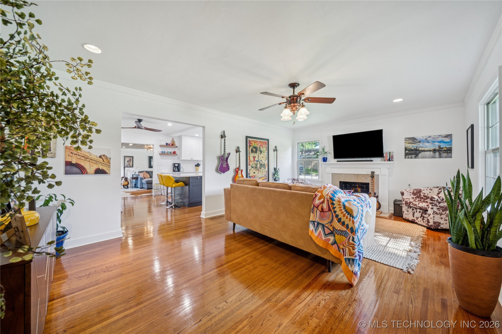 2004 S Delaware Place Property Photo 5