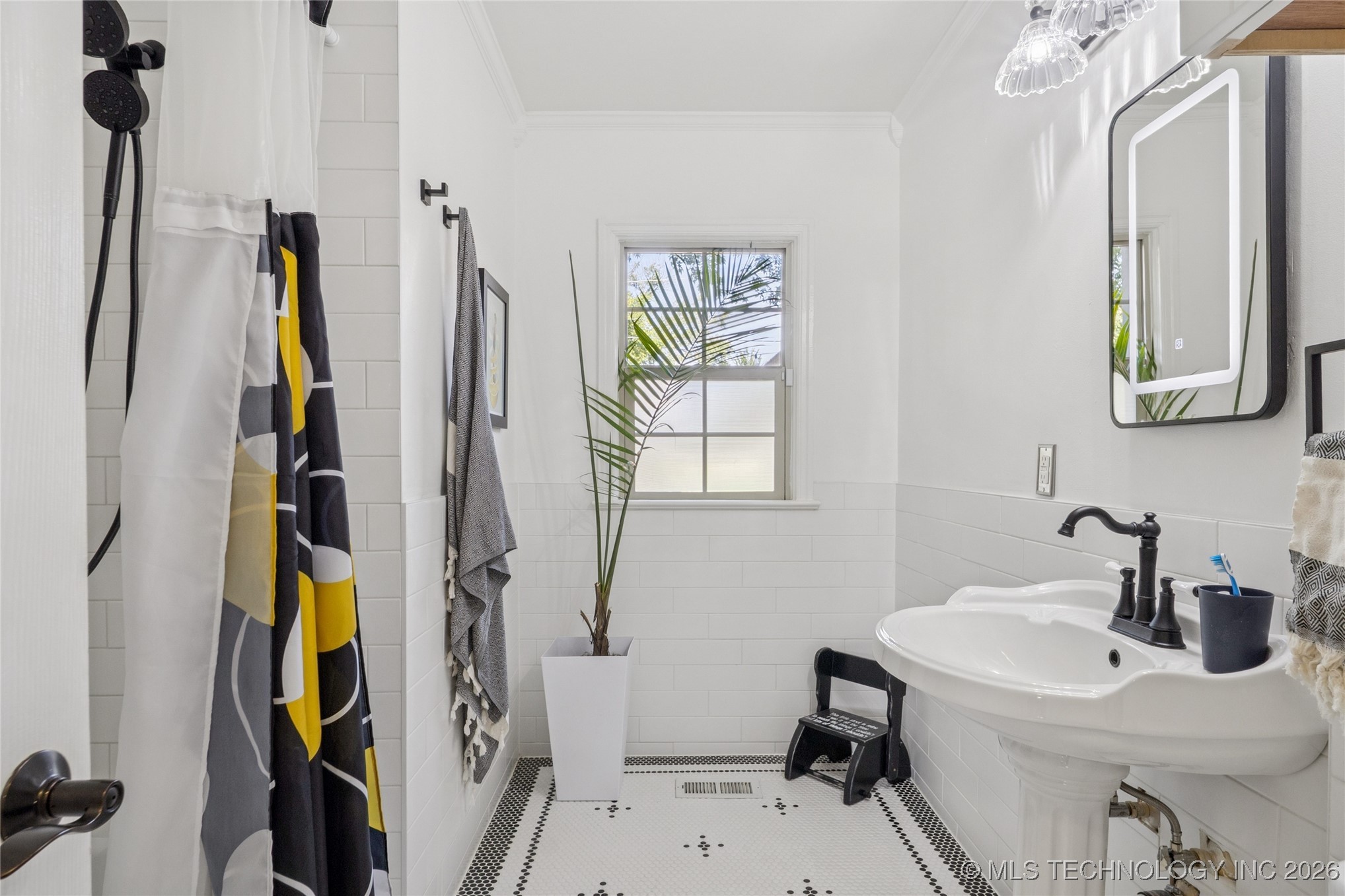 2004 S Delaware Place Property Photo 21