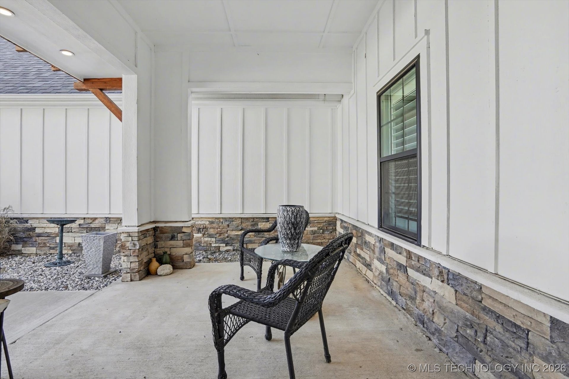 1907 W Imperial Street Property Photo 7