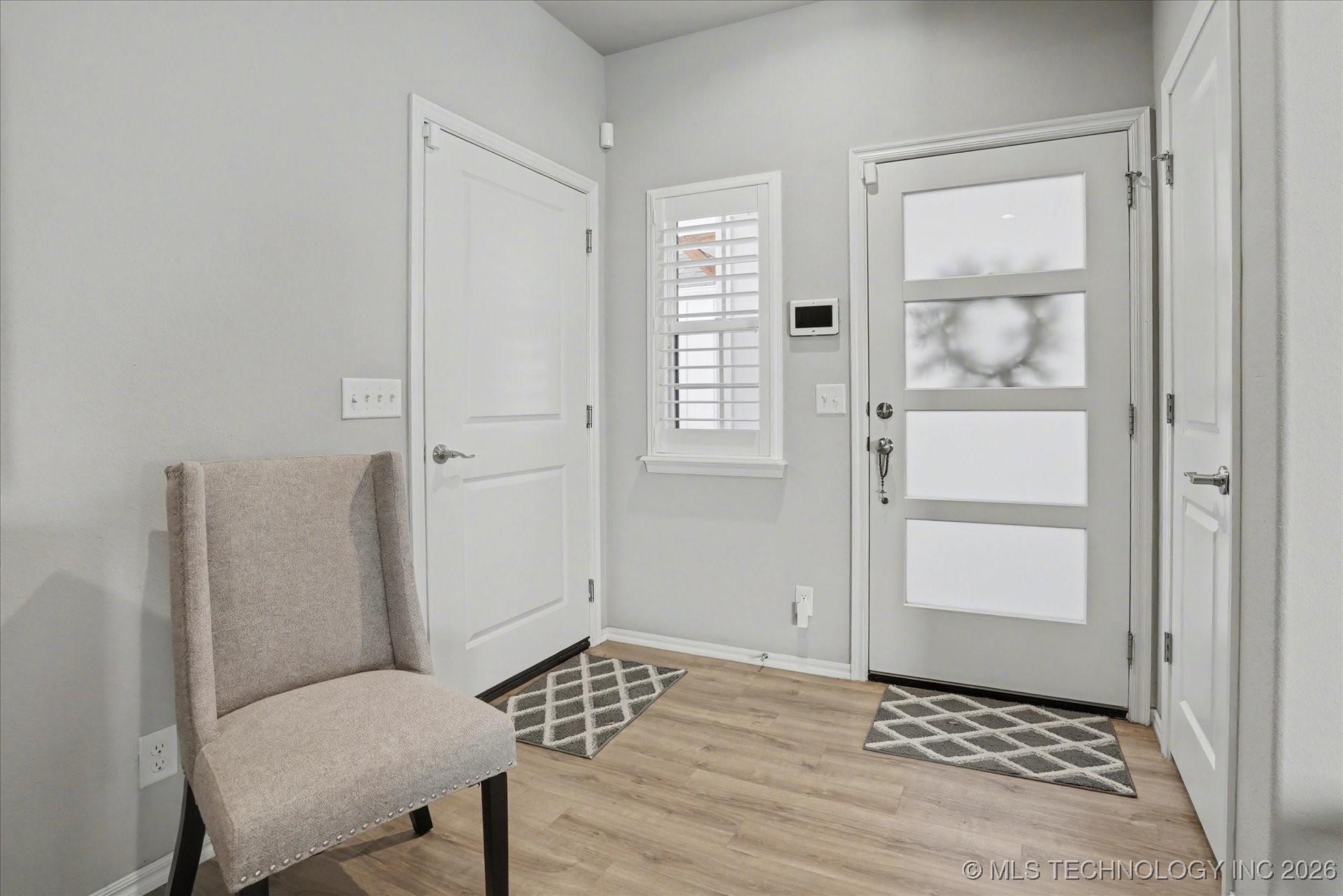 1907 W Imperial Street Property Photo 9