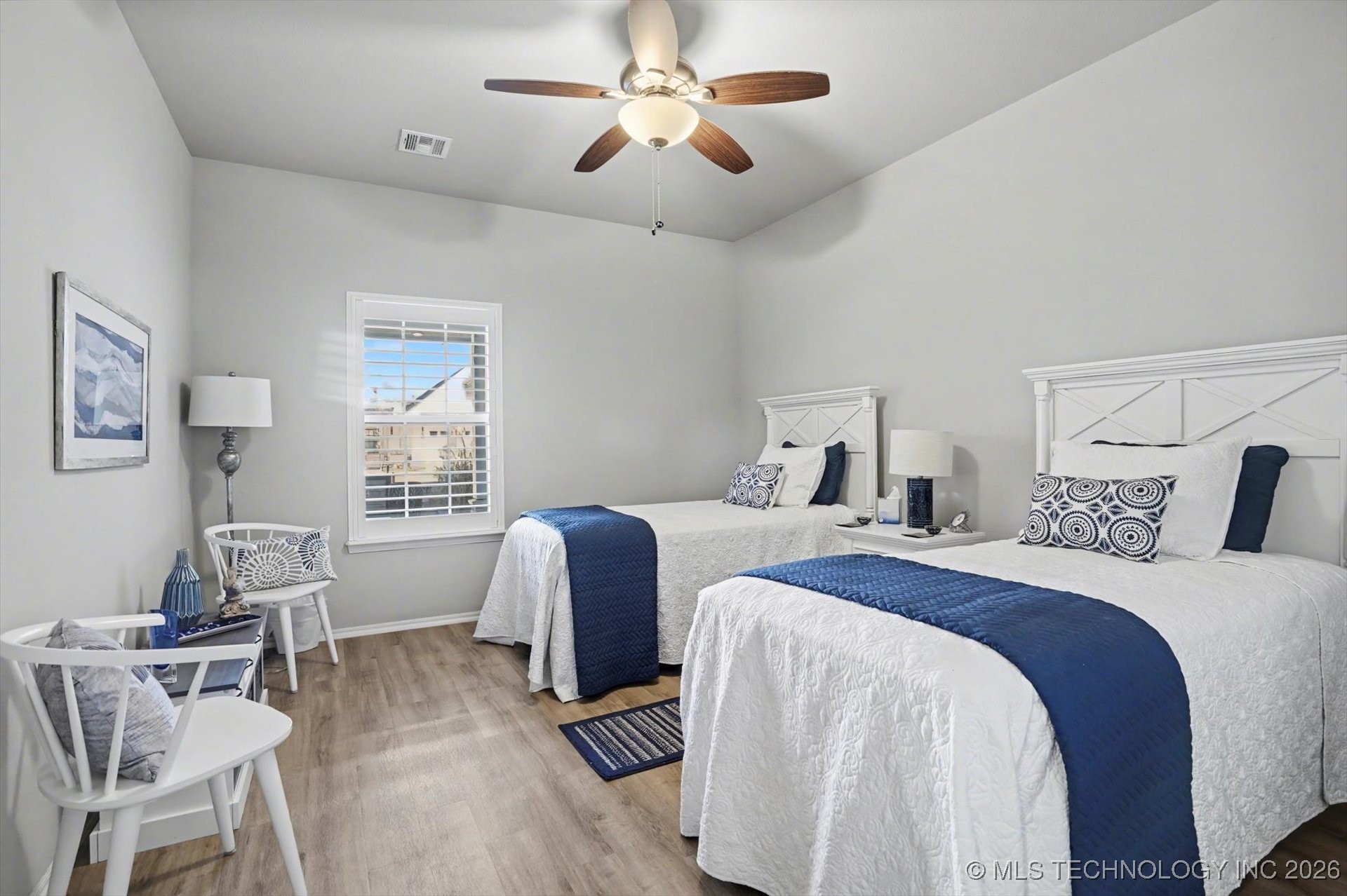 1907 W Imperial Street Property Photo 32