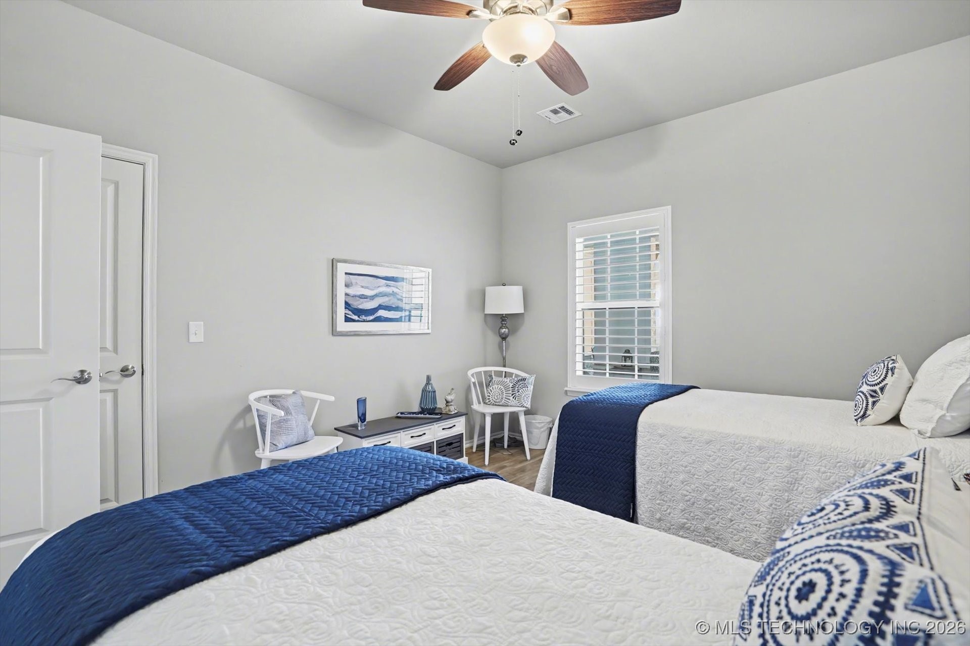 1907 W Imperial Street Property Photo 33