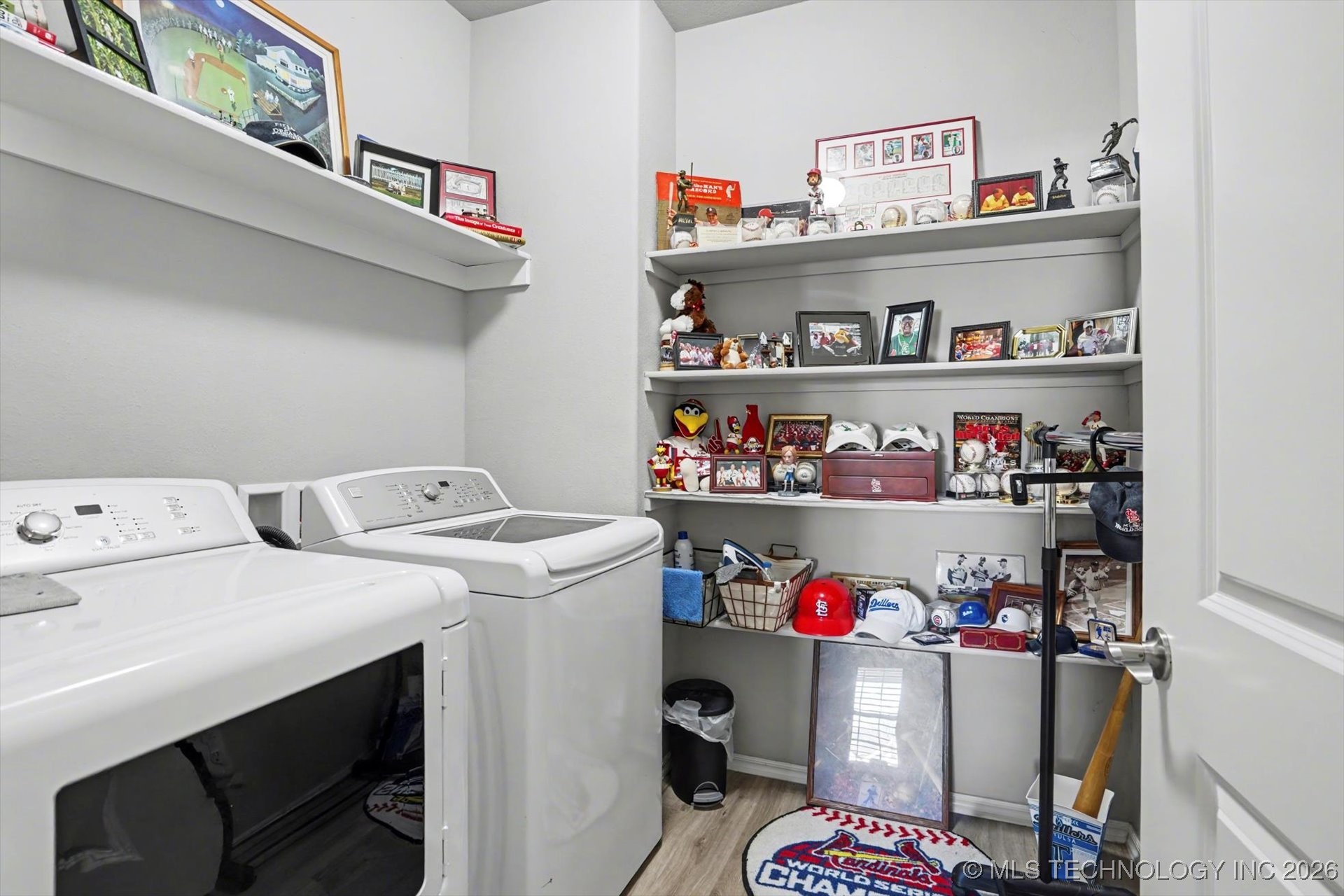 1907 W Imperial Street Property Photo 36