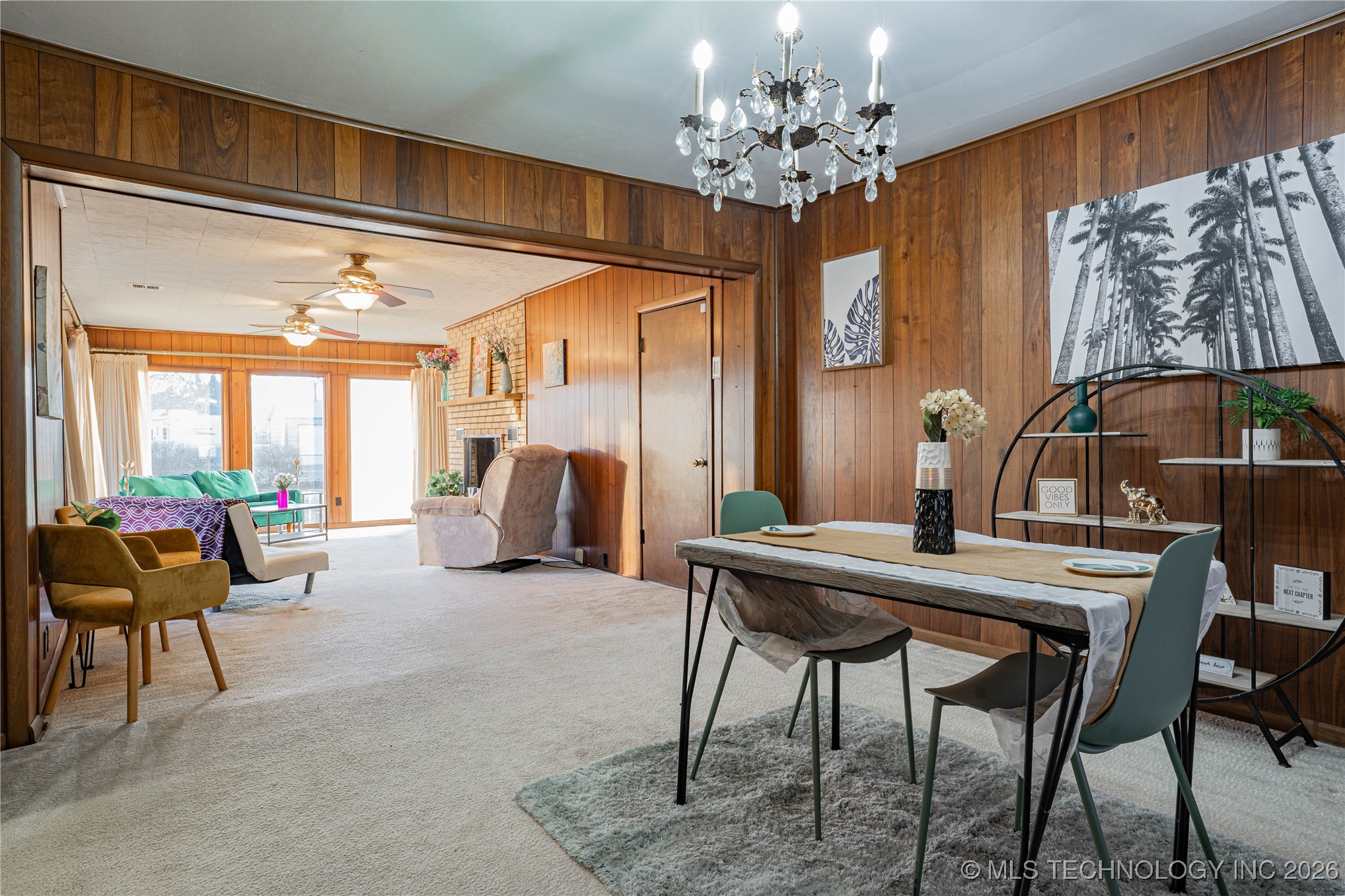 320 E 7th Street Property Photo 9