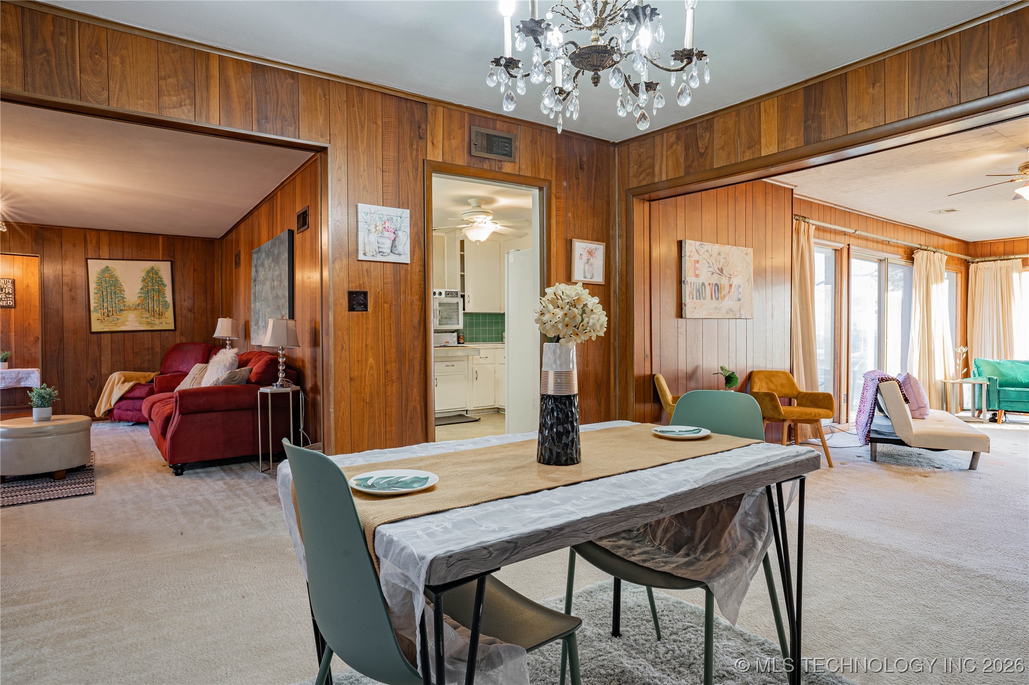 320 E 7th Street Property Photo 10