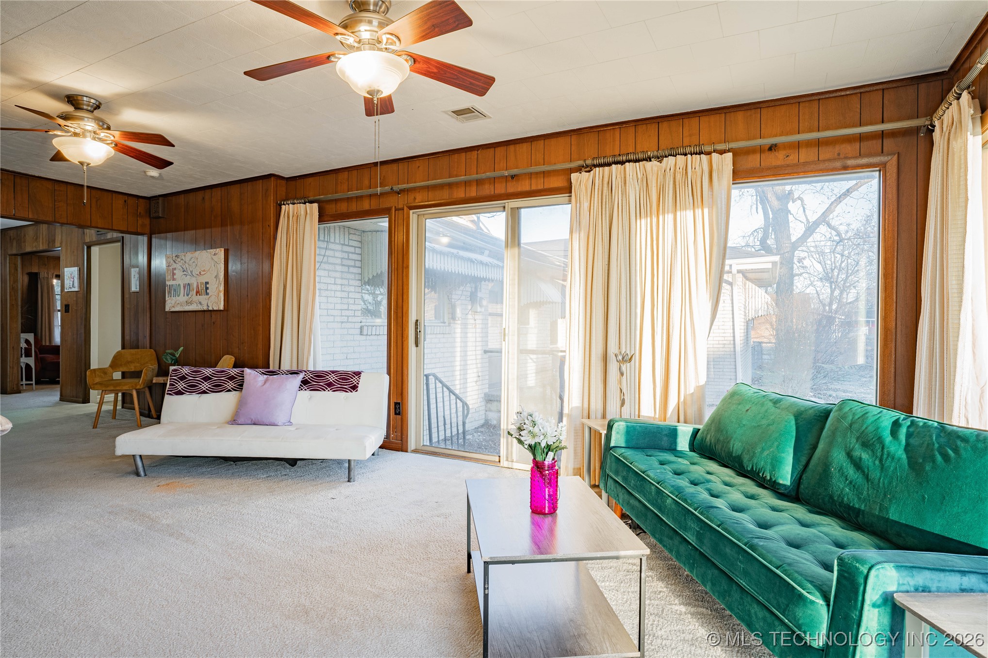 320 E 7th Street Property Photo 13