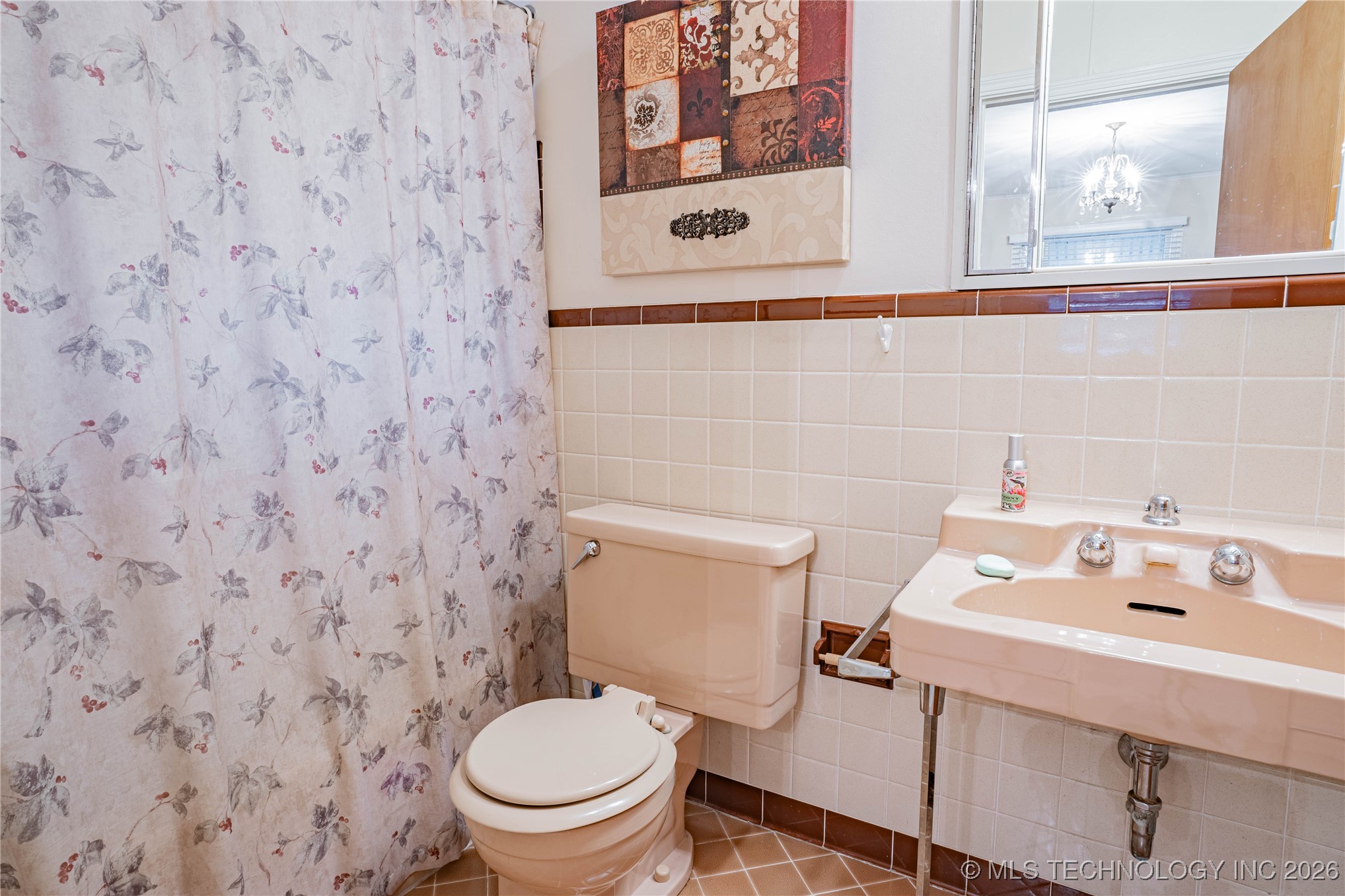 320 E 7th Street Property Photo 23