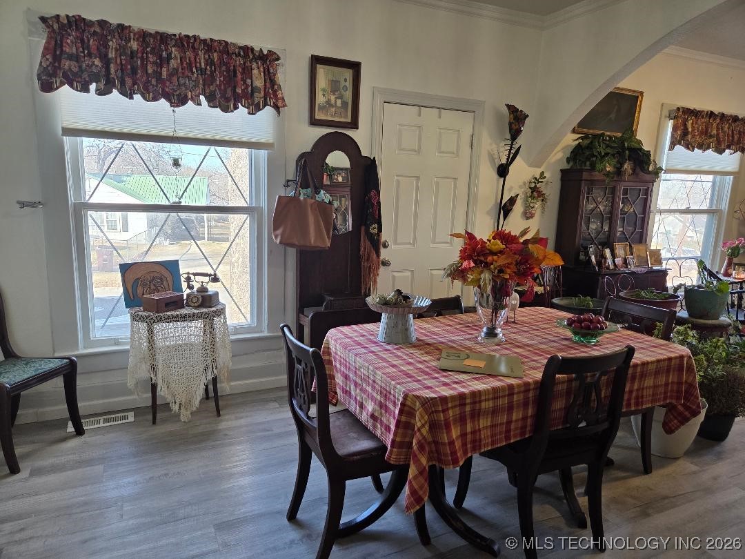 501 High Property Photo 8