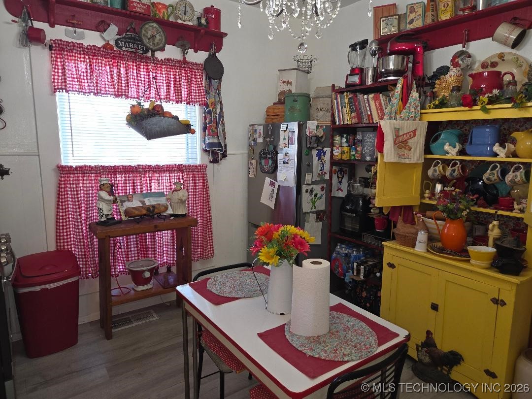 501 High Property Photo 13