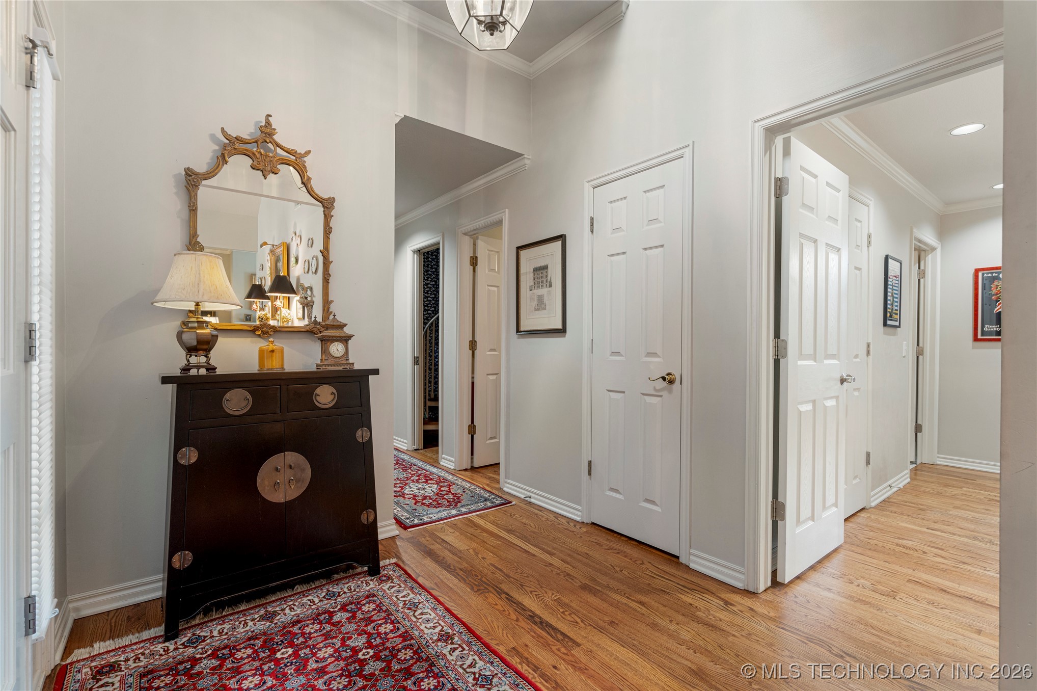 2808 E 82nd Place Property Photo 4