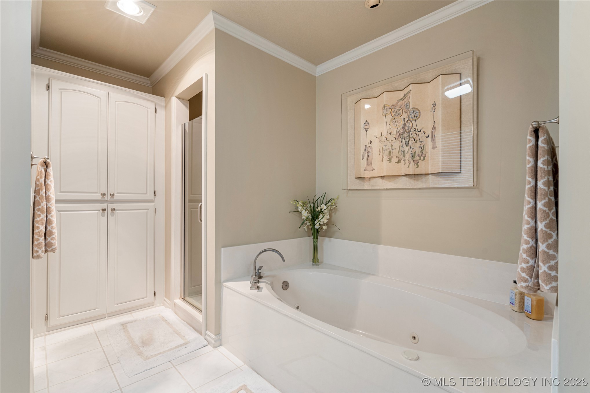 2808 E 82nd Place Property Photo 23