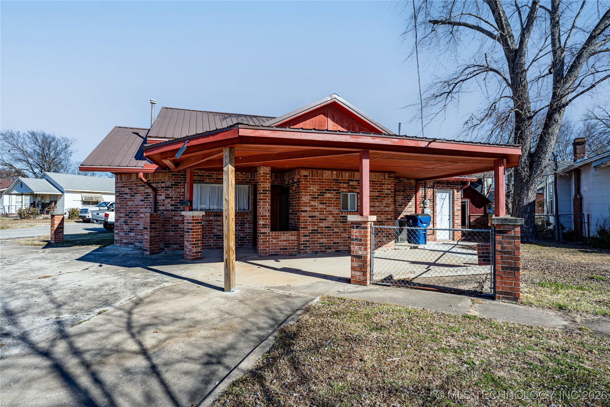 602 S Price Avenue Property Photo 4