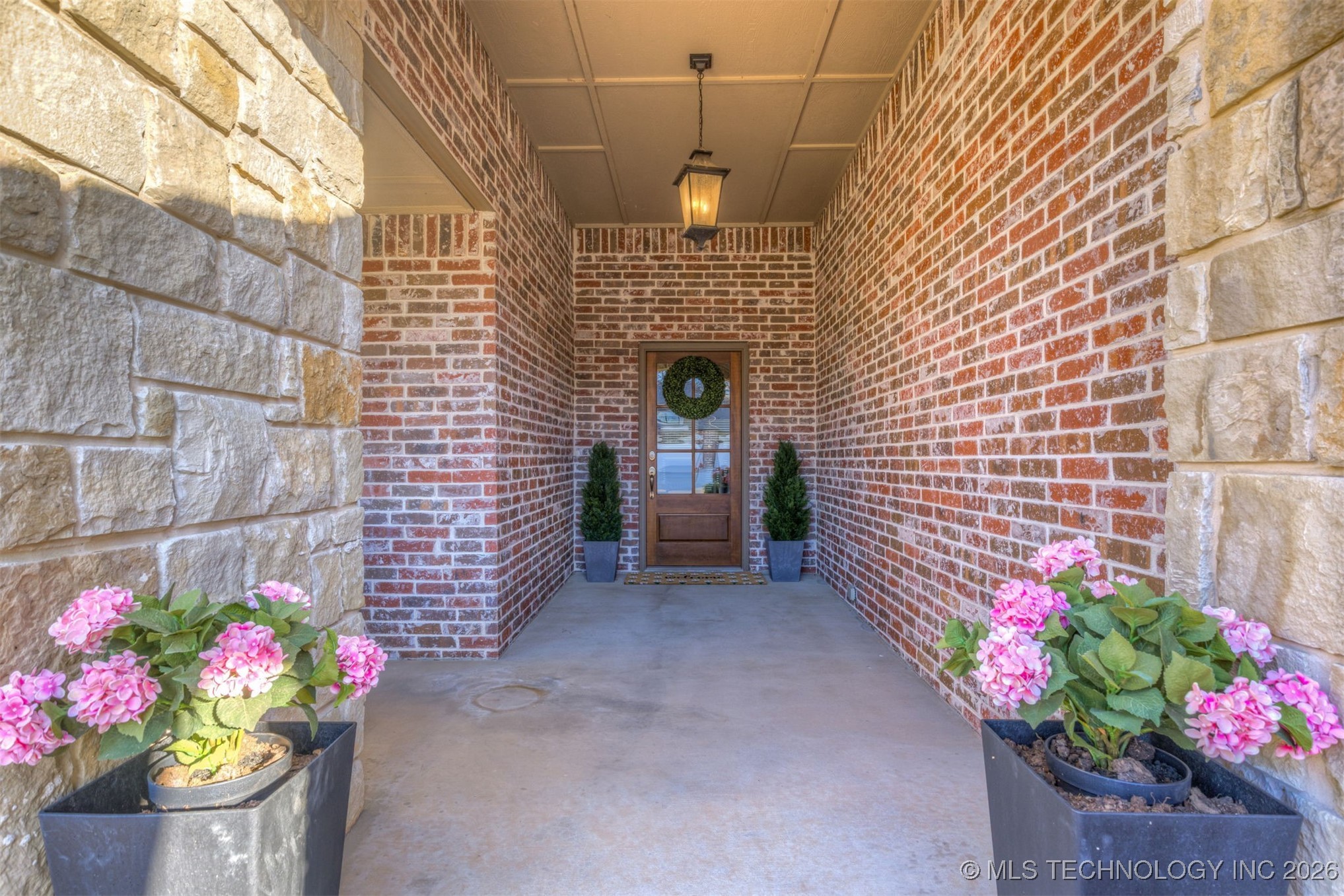 11939 S 68th East Avenue Property Photo 11