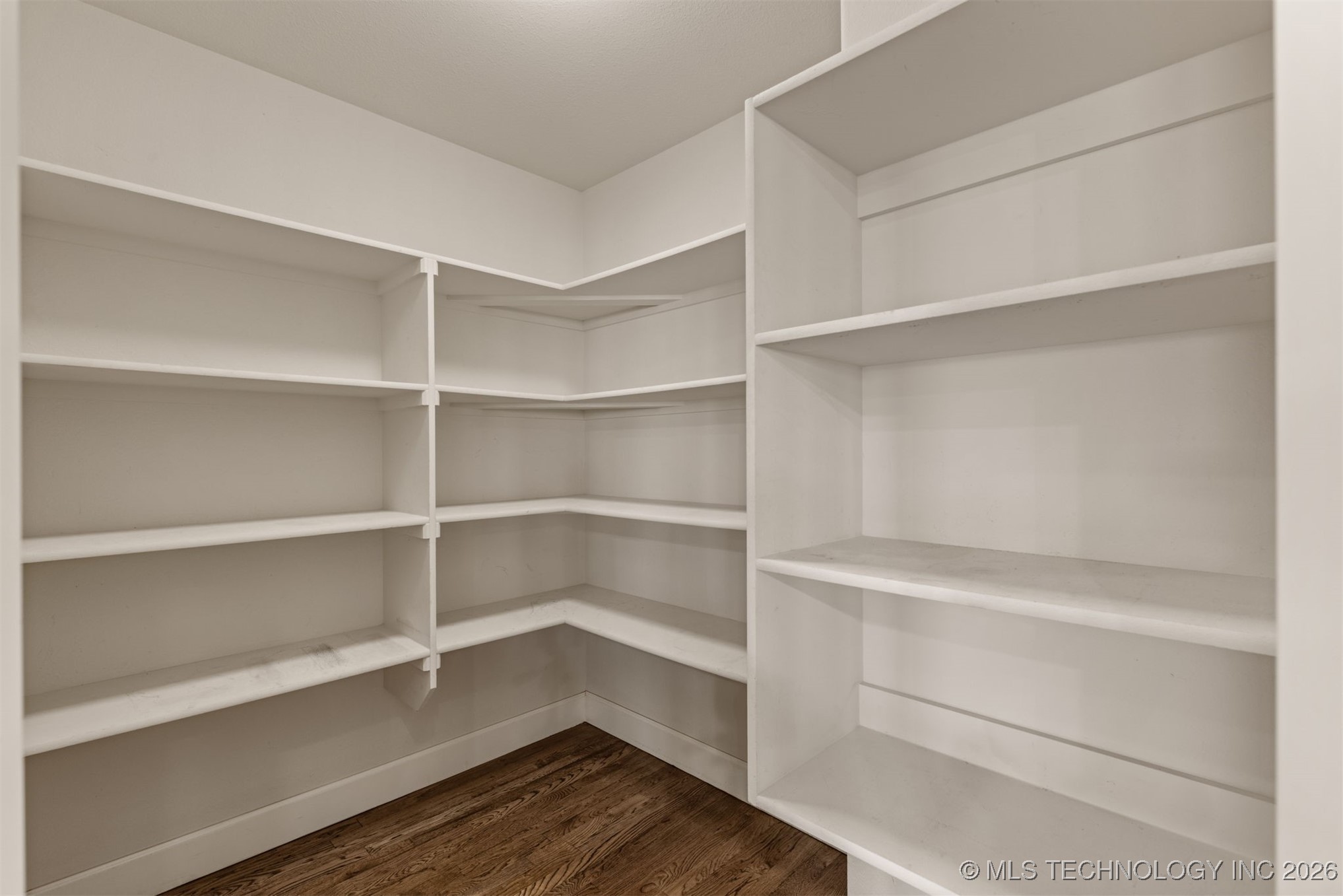 11939 S 68th East Avenue Property Photo 25