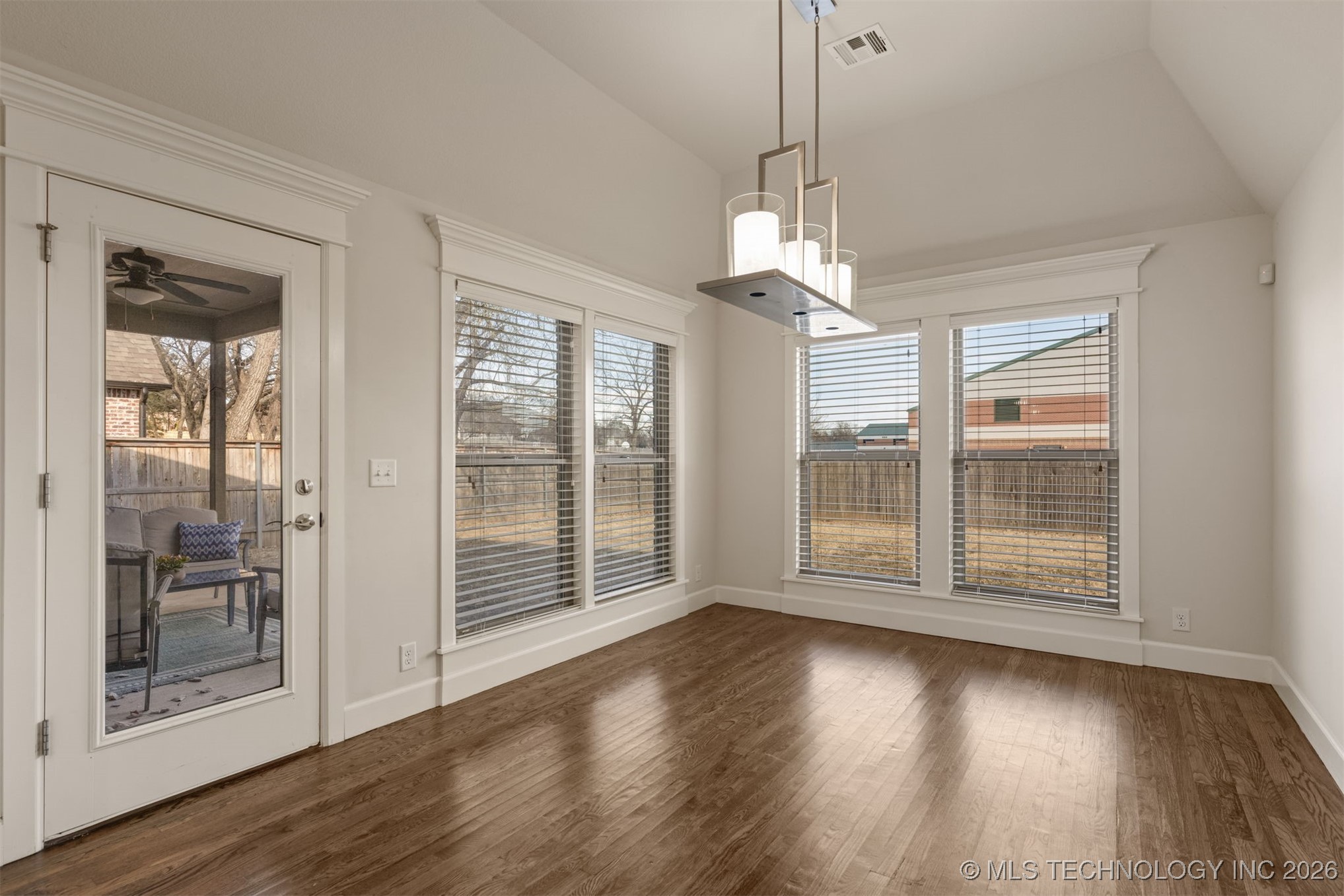 11939 S 68th East Avenue Property Photo 29