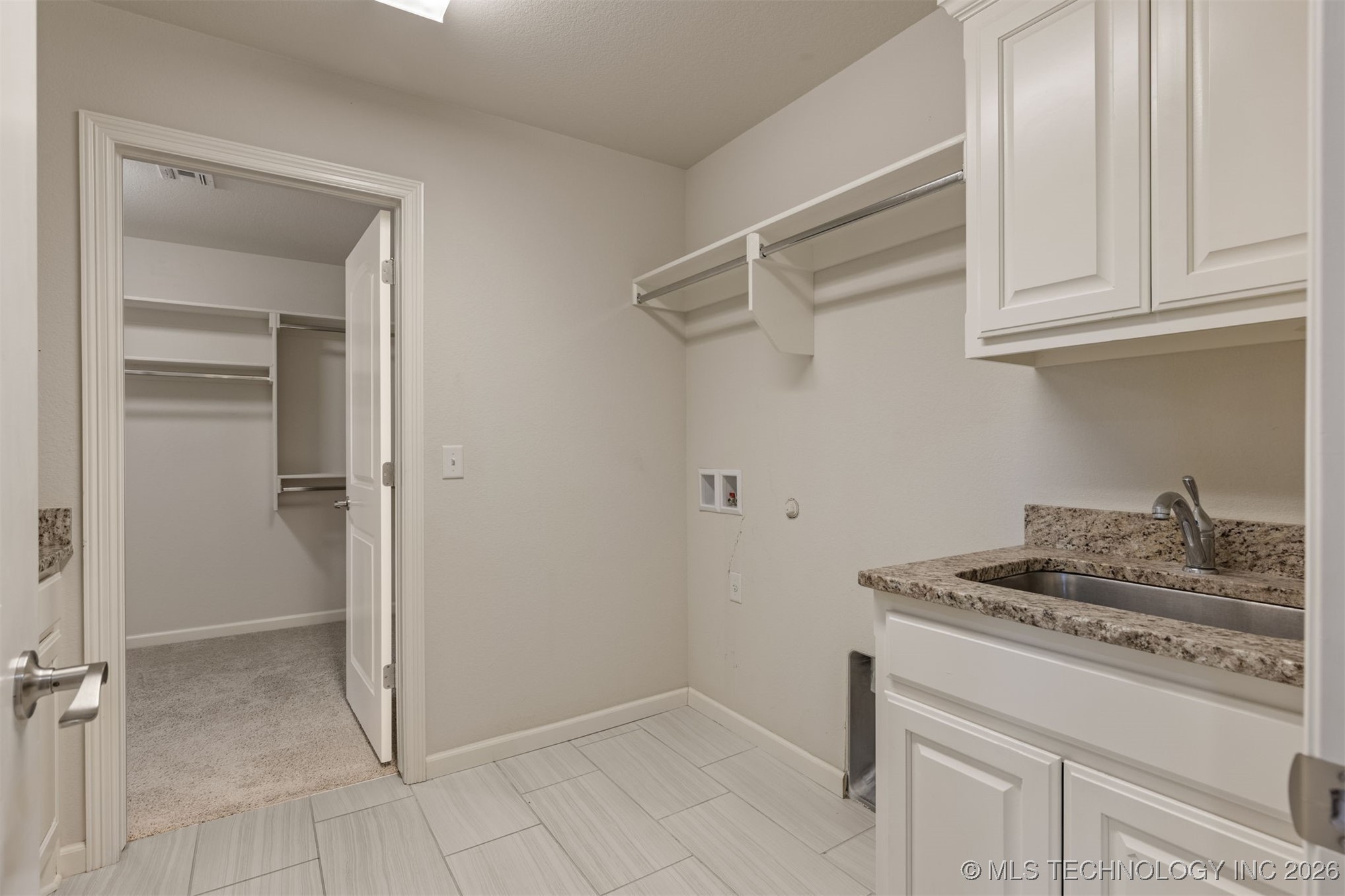 11939 S 68th East Avenue Property Photo 39