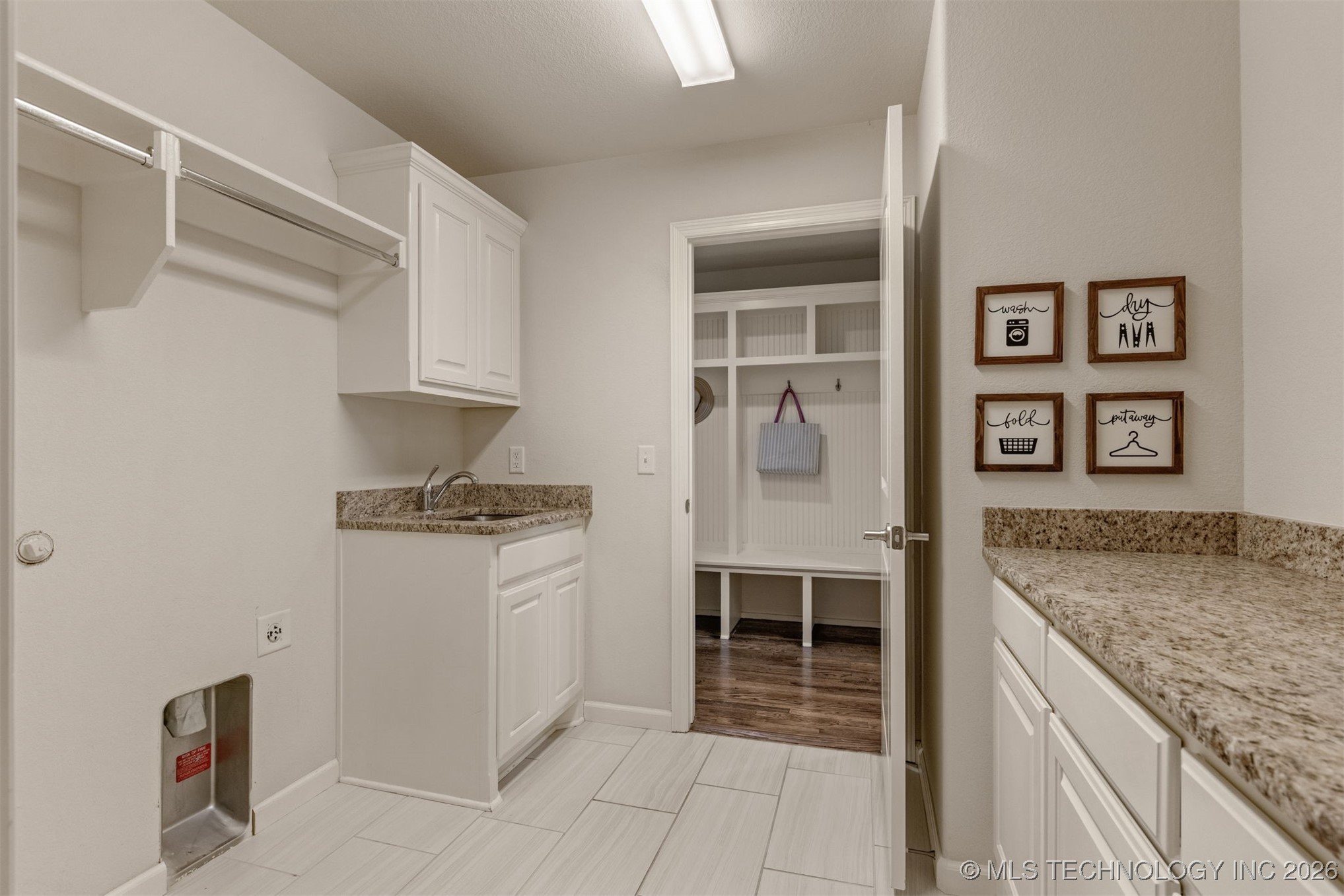 11939 S 68th East Avenue Property Photo 41