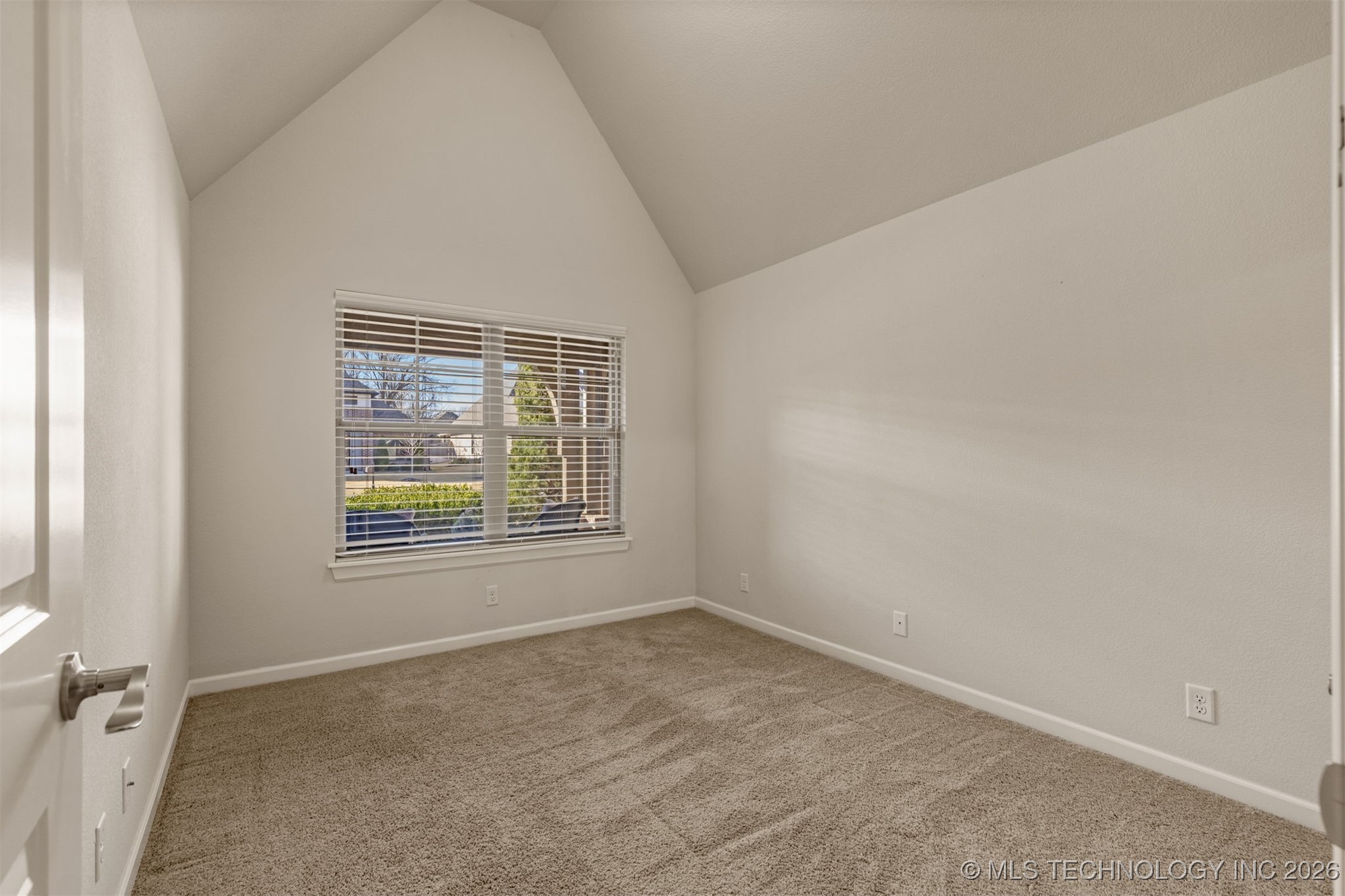 11939 S 68th East Avenue Property Photo 47