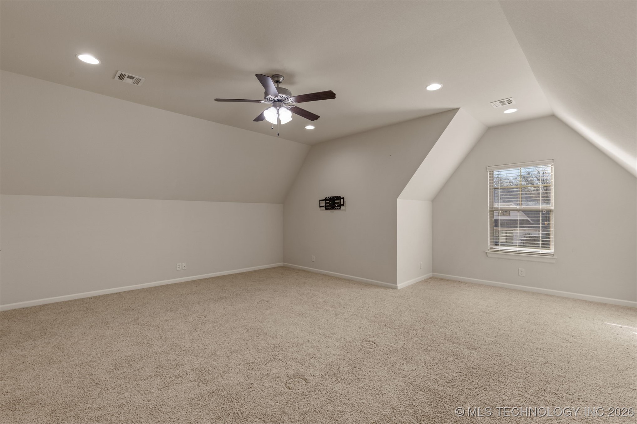 11939 S 68th East Avenue Property Photo 54