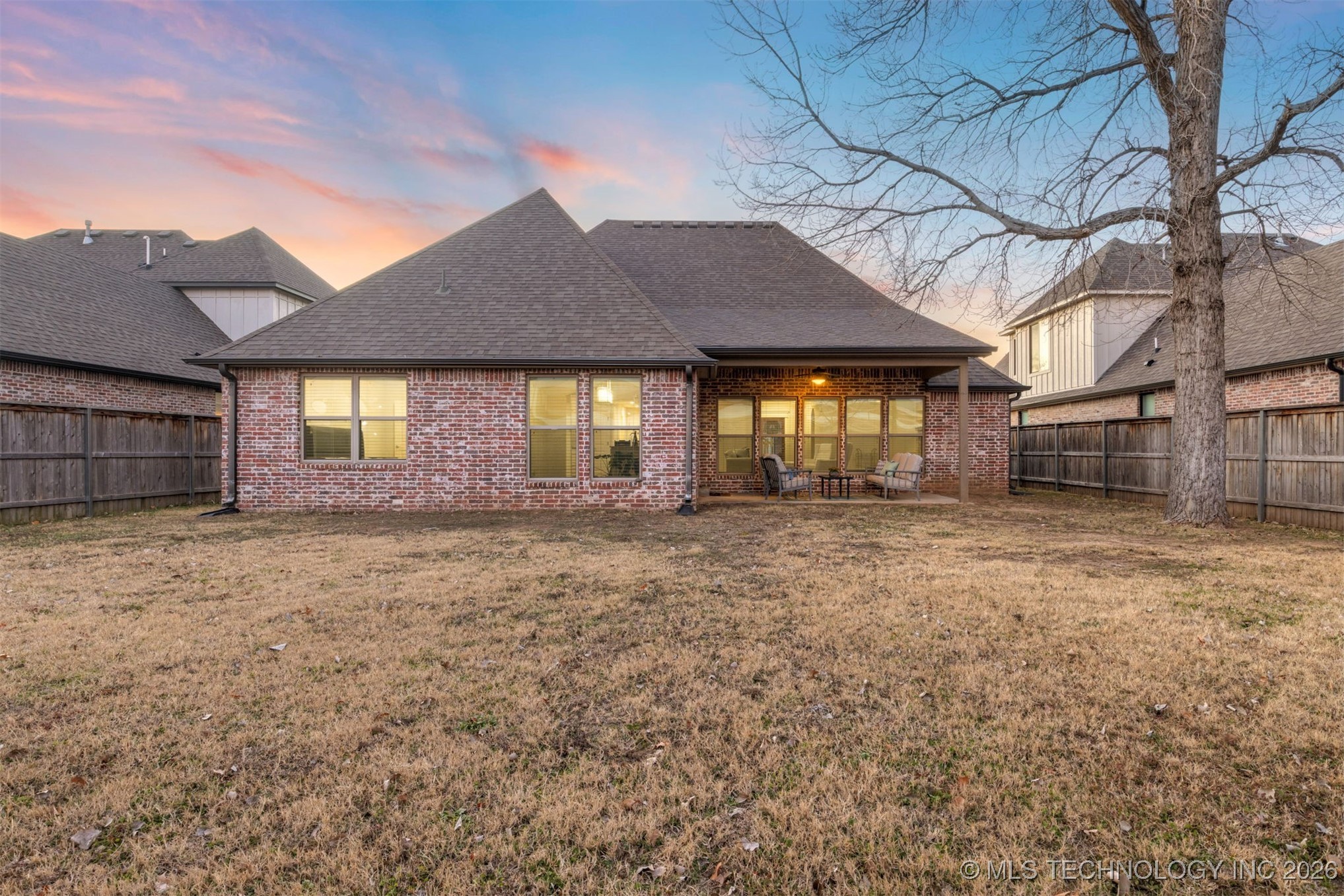 11939 S 68th East Avenue Property Photo 60