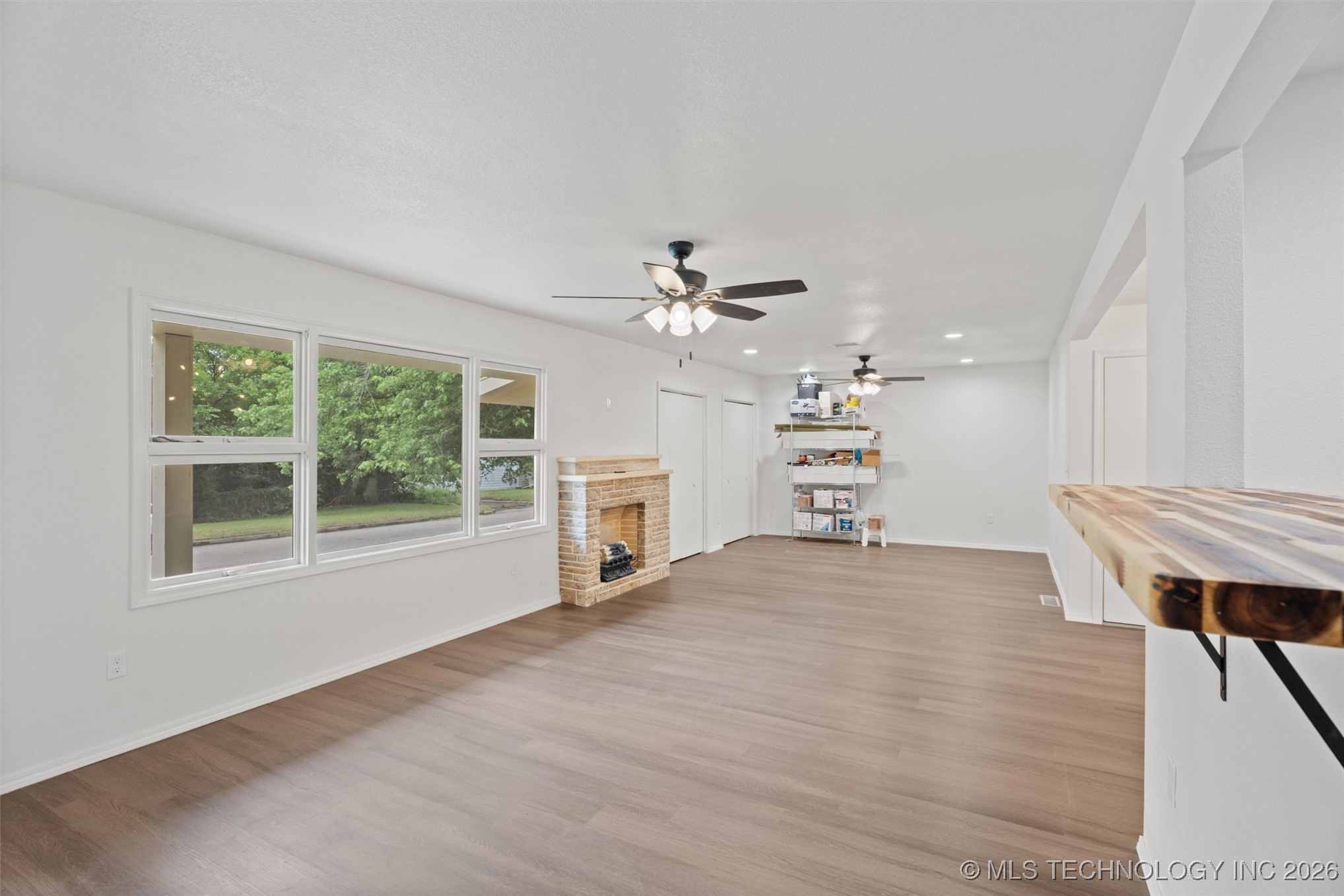 501 W 17th Street Property Photo 6