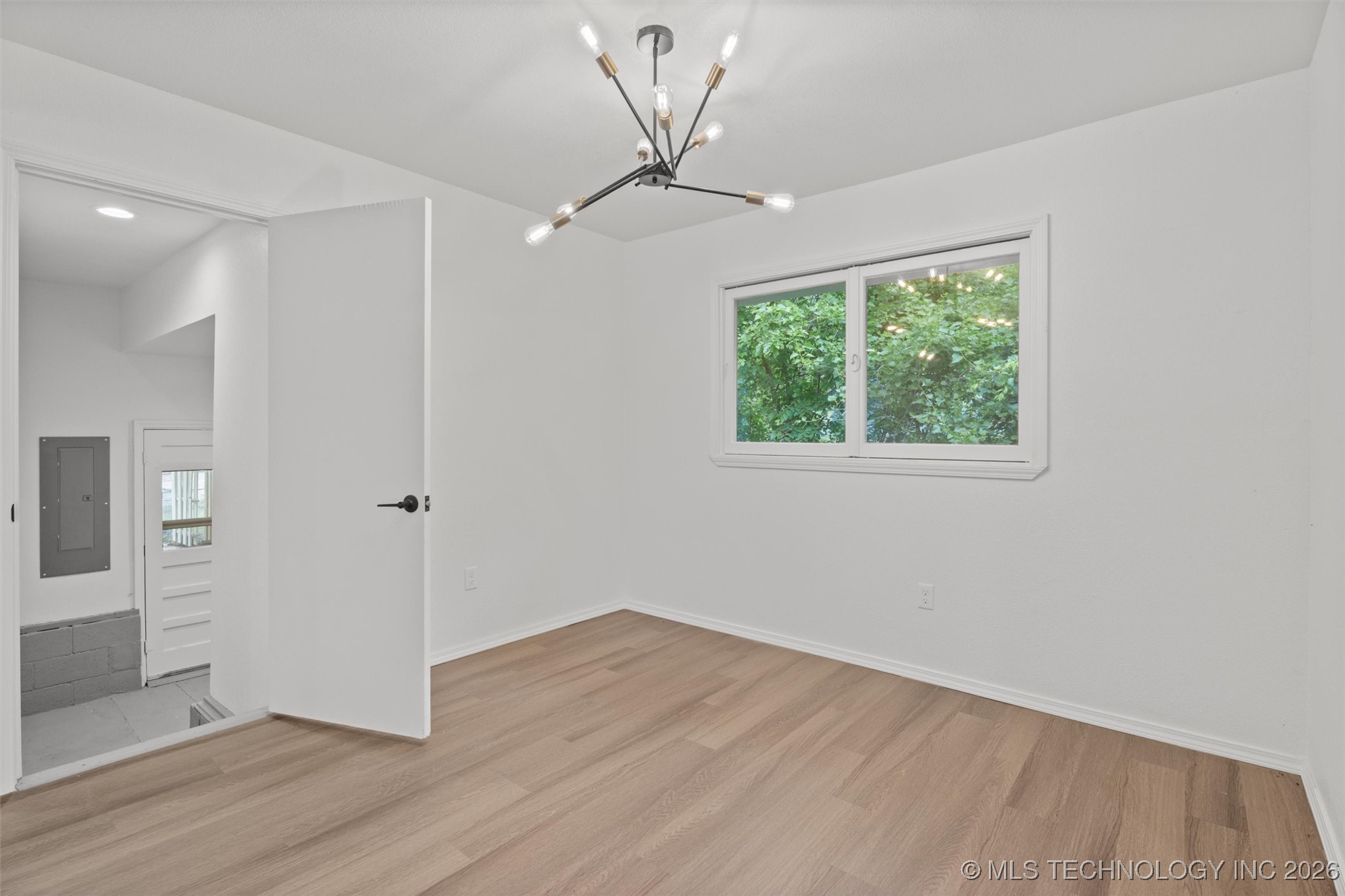 501 W 17th Street Property Photo 15