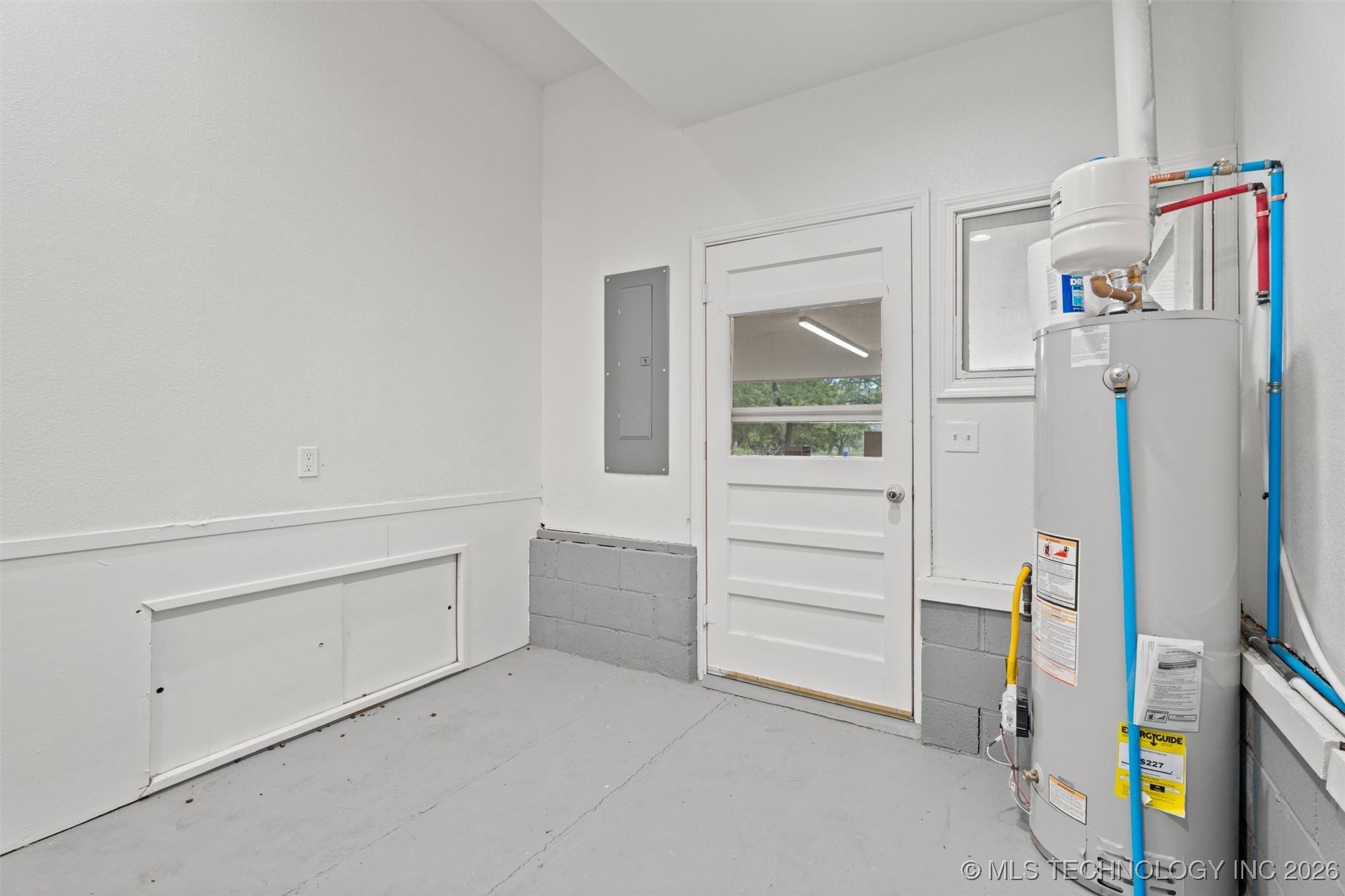 501 W 17th Street Property Photo 16