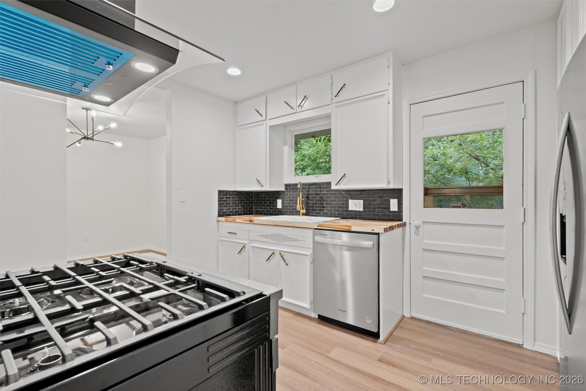 501 W 17th Street Property Photo 21