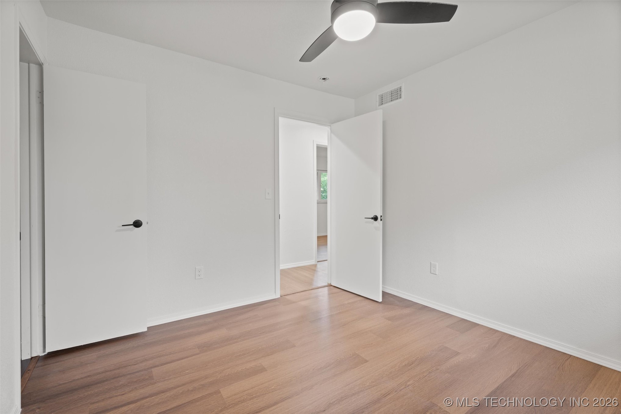 501 W 17th Street Property Photo 23