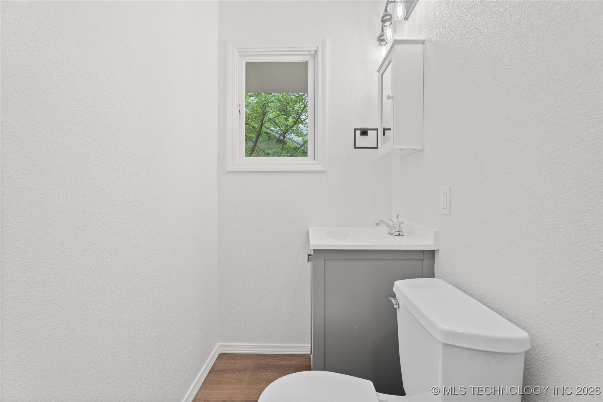 501 W 17th Street Property Photo 25