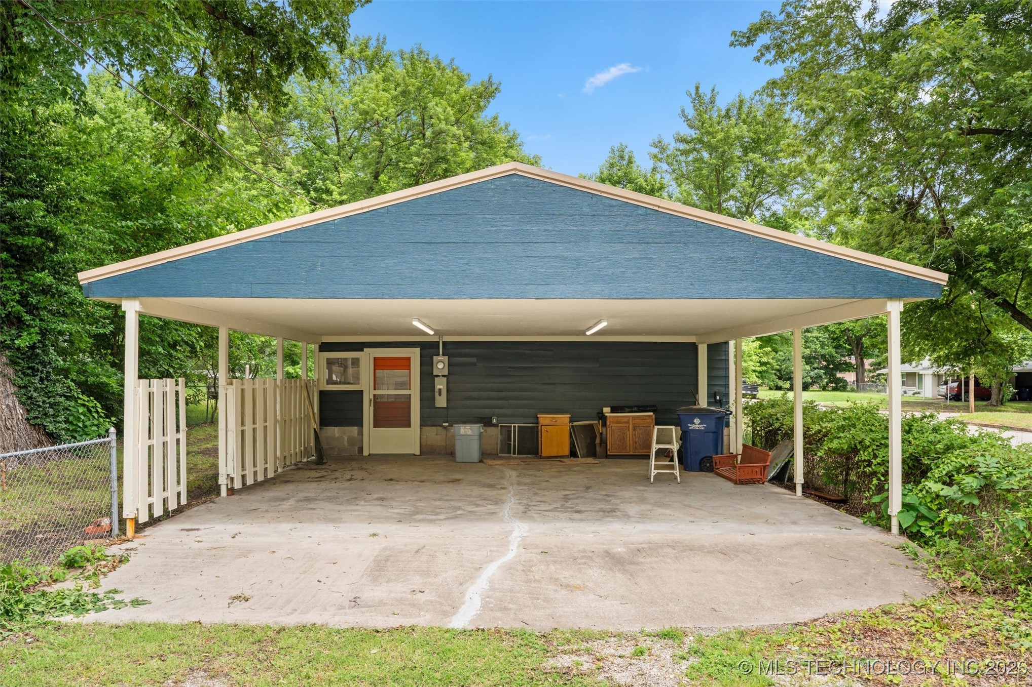 501 W 17th Street Property Photo 40