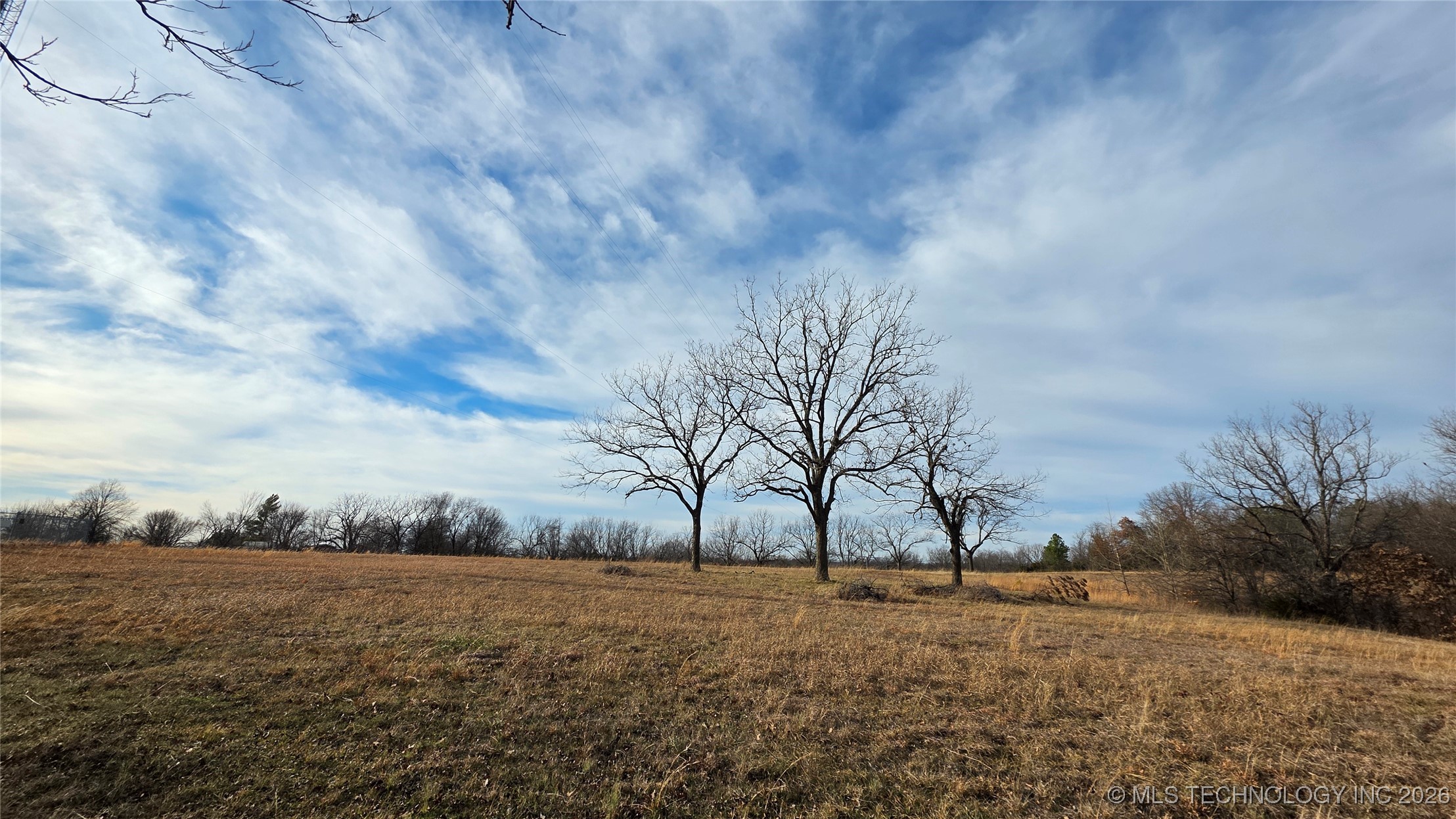 16689 E 400 Road Property Photo 1