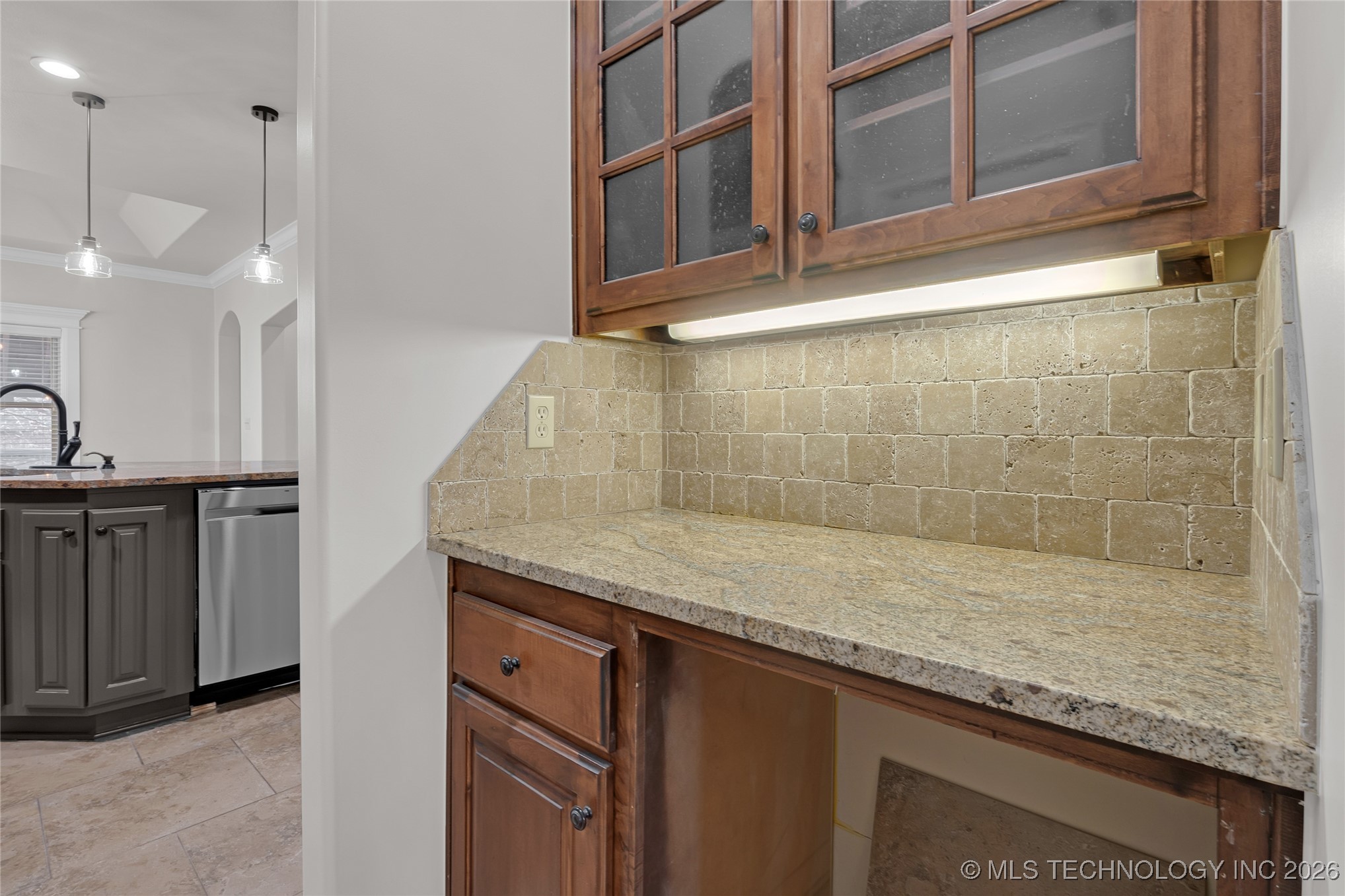 11175 S 73rd East Avenue Property Photo 35