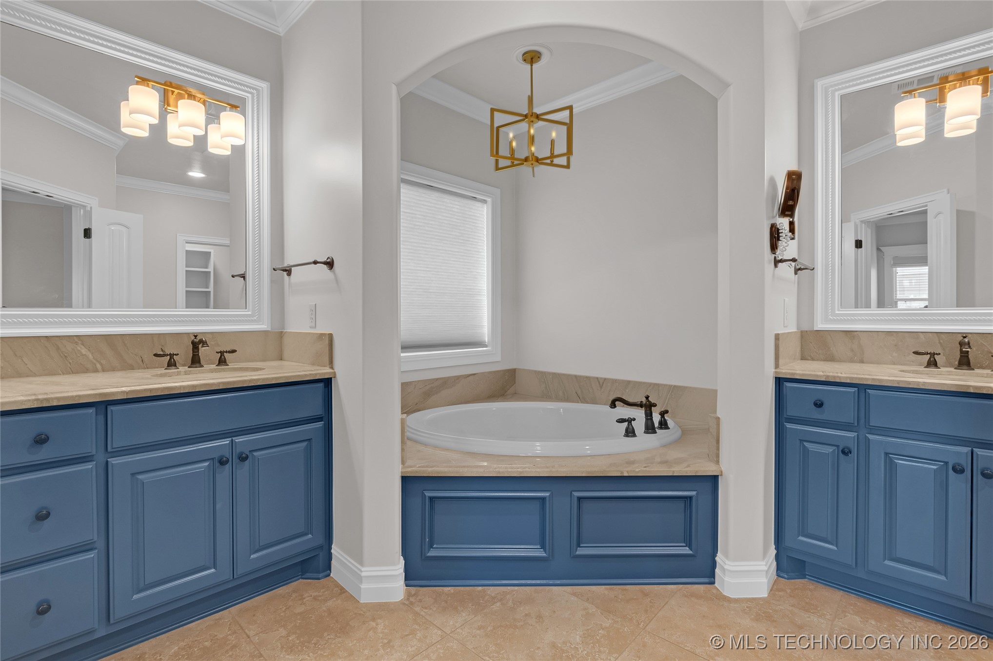 11175 S 73rd East Avenue Property Photo 44