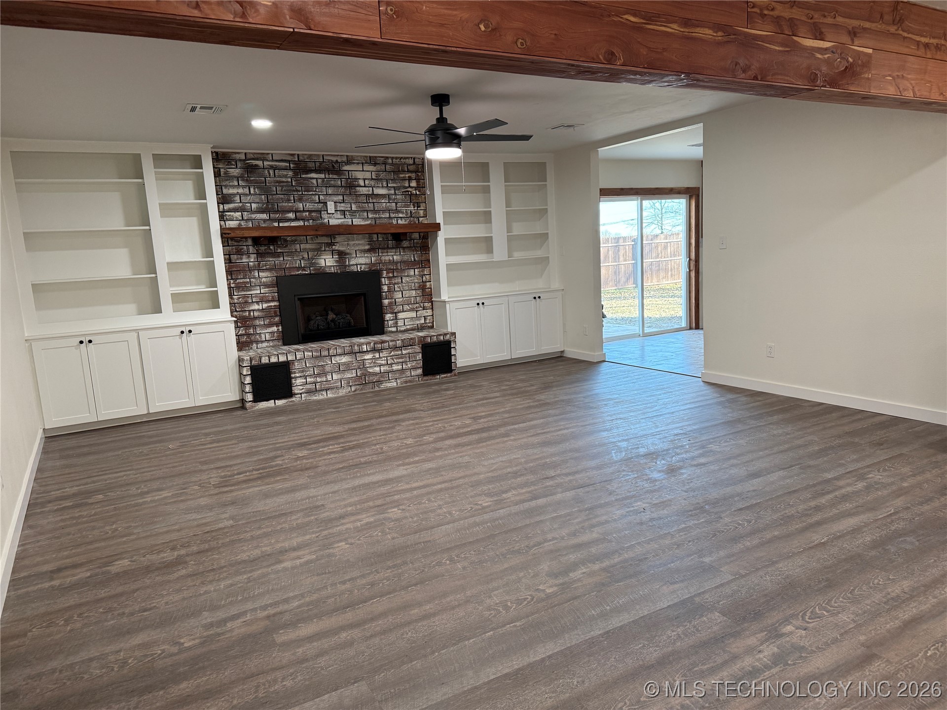 1320 Jennings Street Property Photo 5