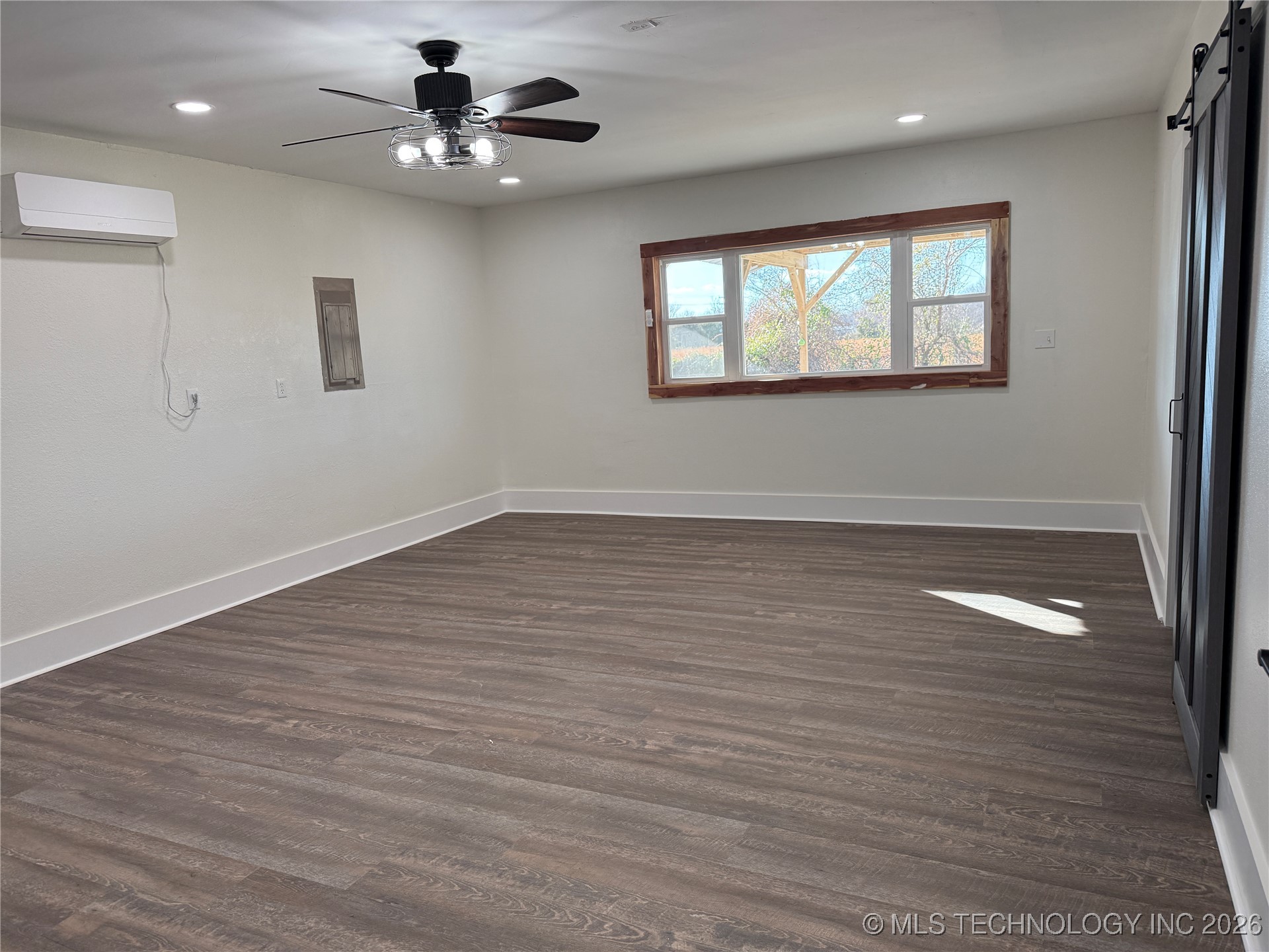 1320 Jennings Street Property Photo 9