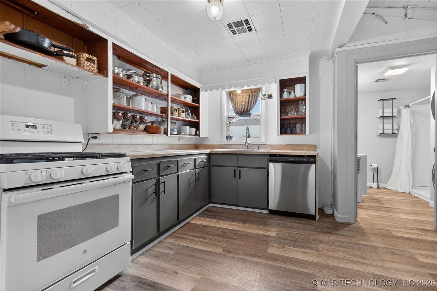 615 N Shawnee Avenue Property Photo 10